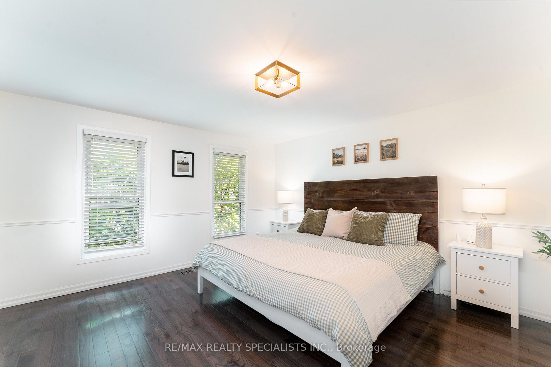 Photo 22 of Unit 3, 2230 Upper Middle Road, Burlington, Brant Hills — HOMEH