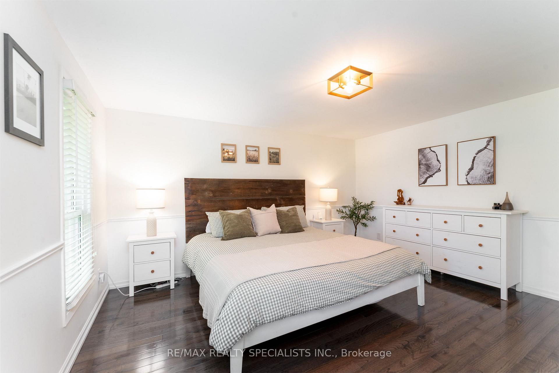 Photo 23 of Unit 3, 2230 Upper Middle Road, Burlington, Brant Hills — HOMEH