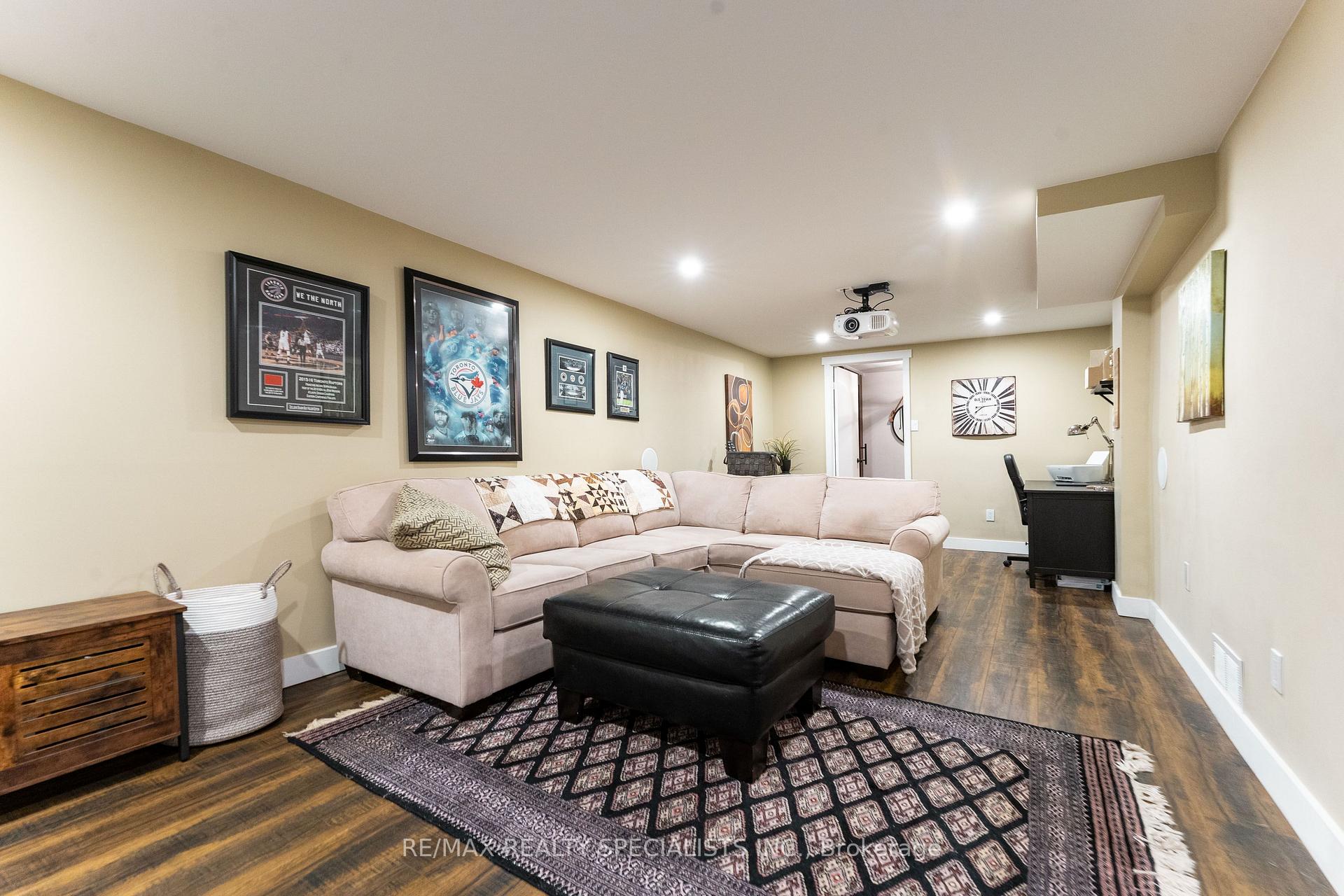 Photo 26 of Unit 3, 2230 Upper Middle Road, Burlington, Brant Hills — HOMEH