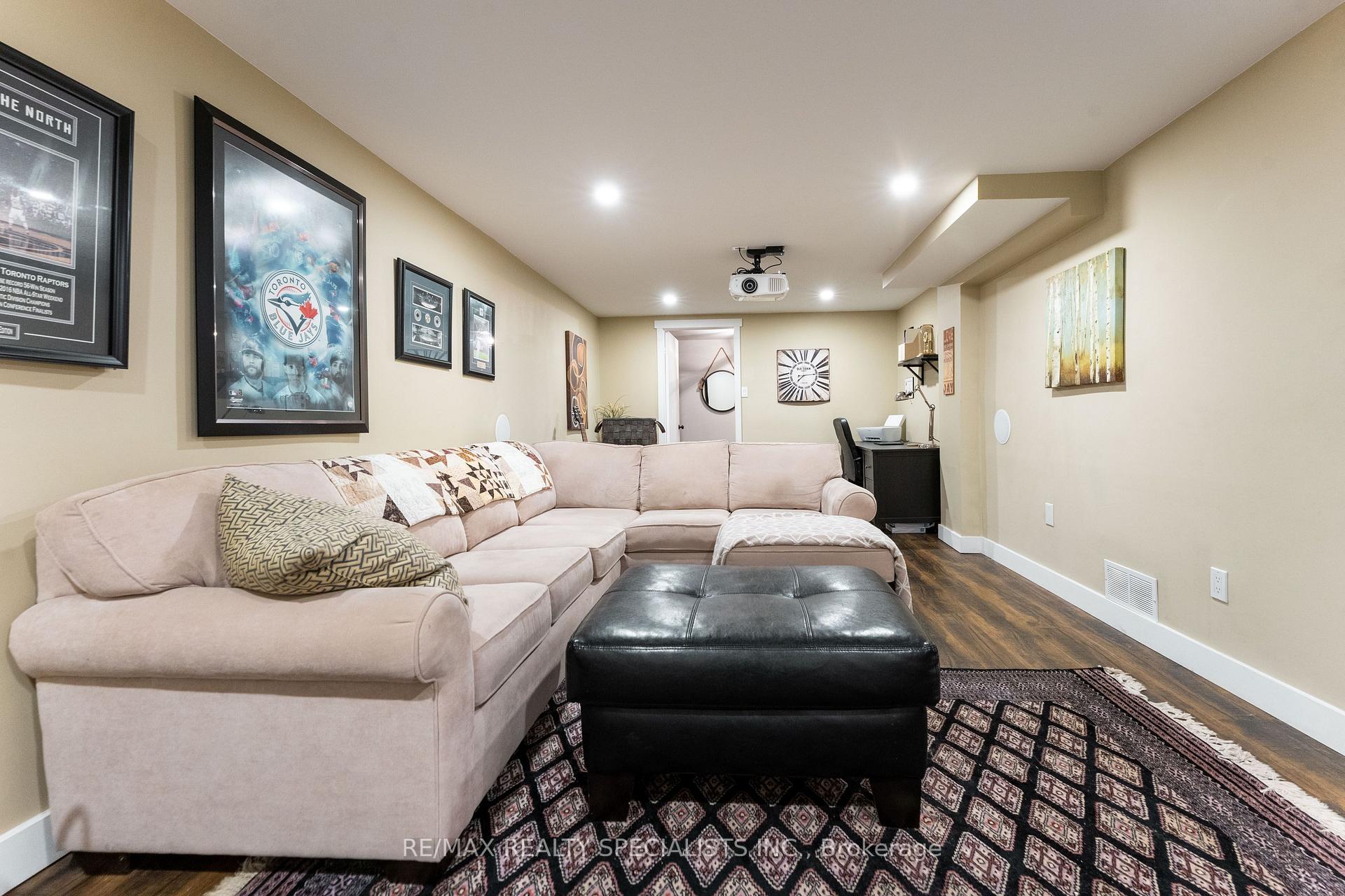 Photo 27 of Unit 3, 2230 Upper Middle Road, Burlington, Brant Hills — HOMEH