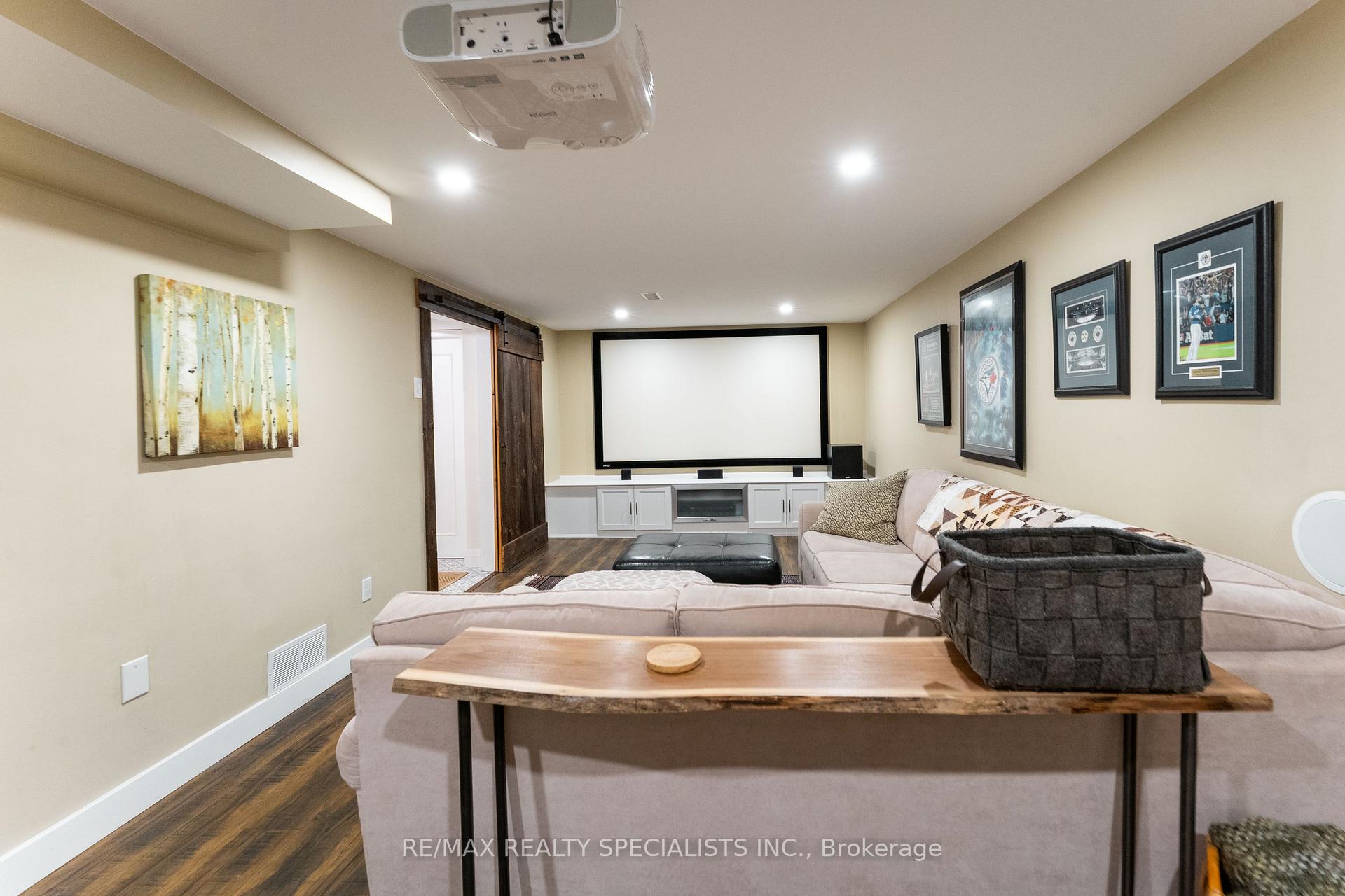 Photo 28 of Unit 3, 2230 Upper Middle Road, Burlington, Brant Hills — HOMEH