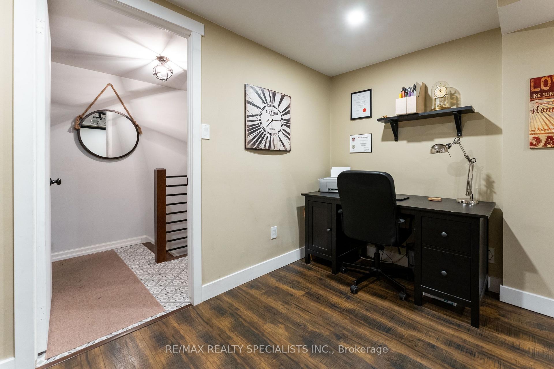 Photo 29 of Unit 3, 2230 Upper Middle Road, Burlington, Brant Hills — HOMEH