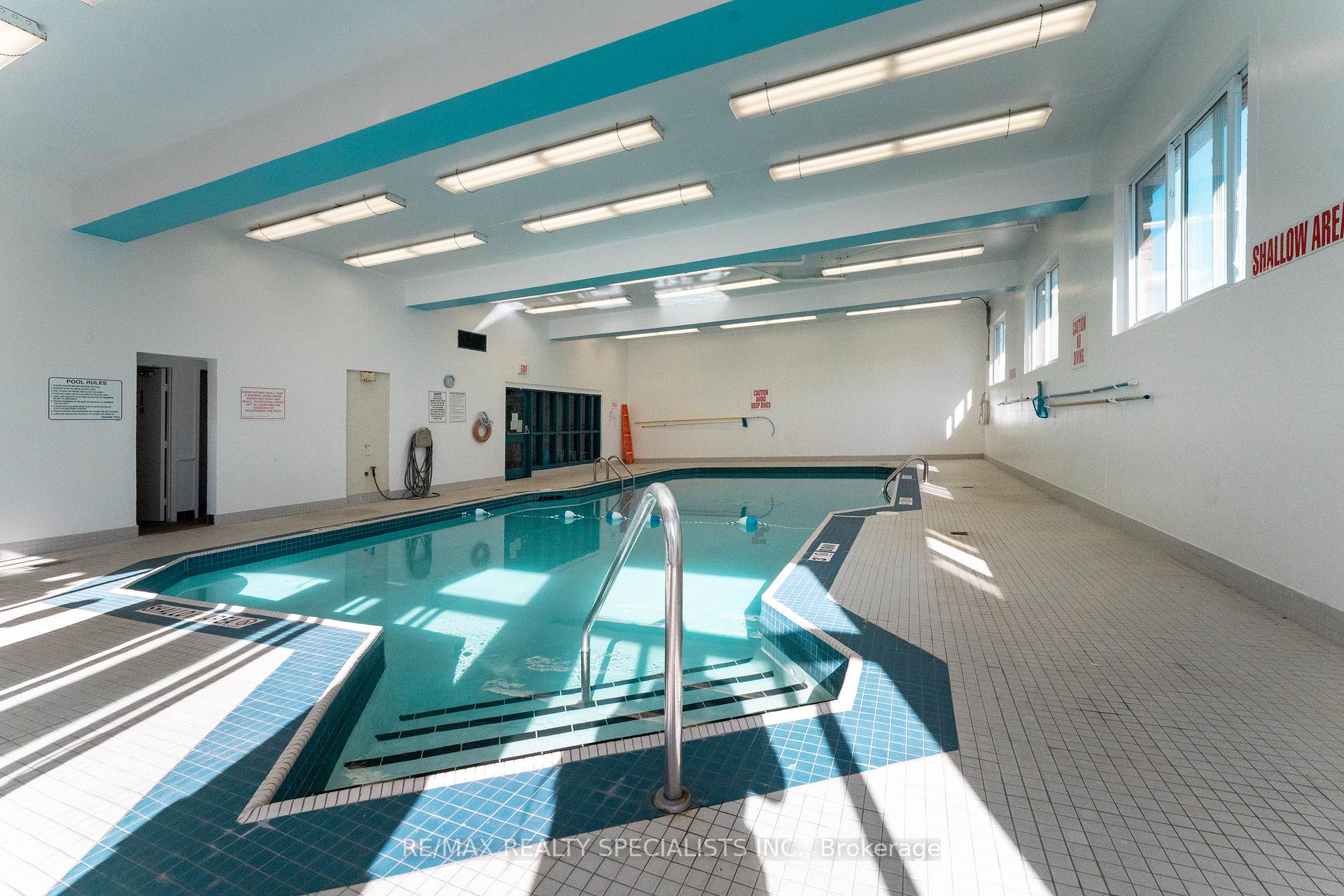 Photo 32 of Unit 3, 2230 Upper Middle Road, Burlington, Brant Hills — HOMEH
