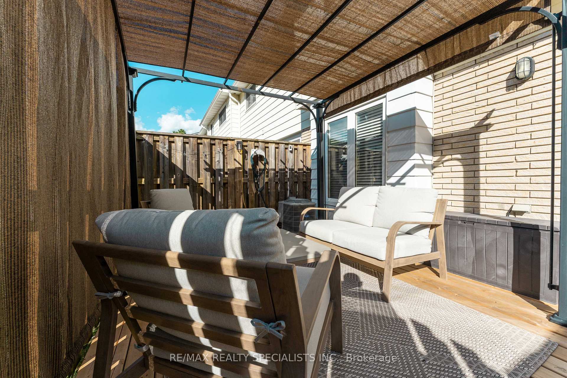 Photo 36 of Unit 3, 2230 Upper Middle Road, Burlington, Brant Hills — HOMEH