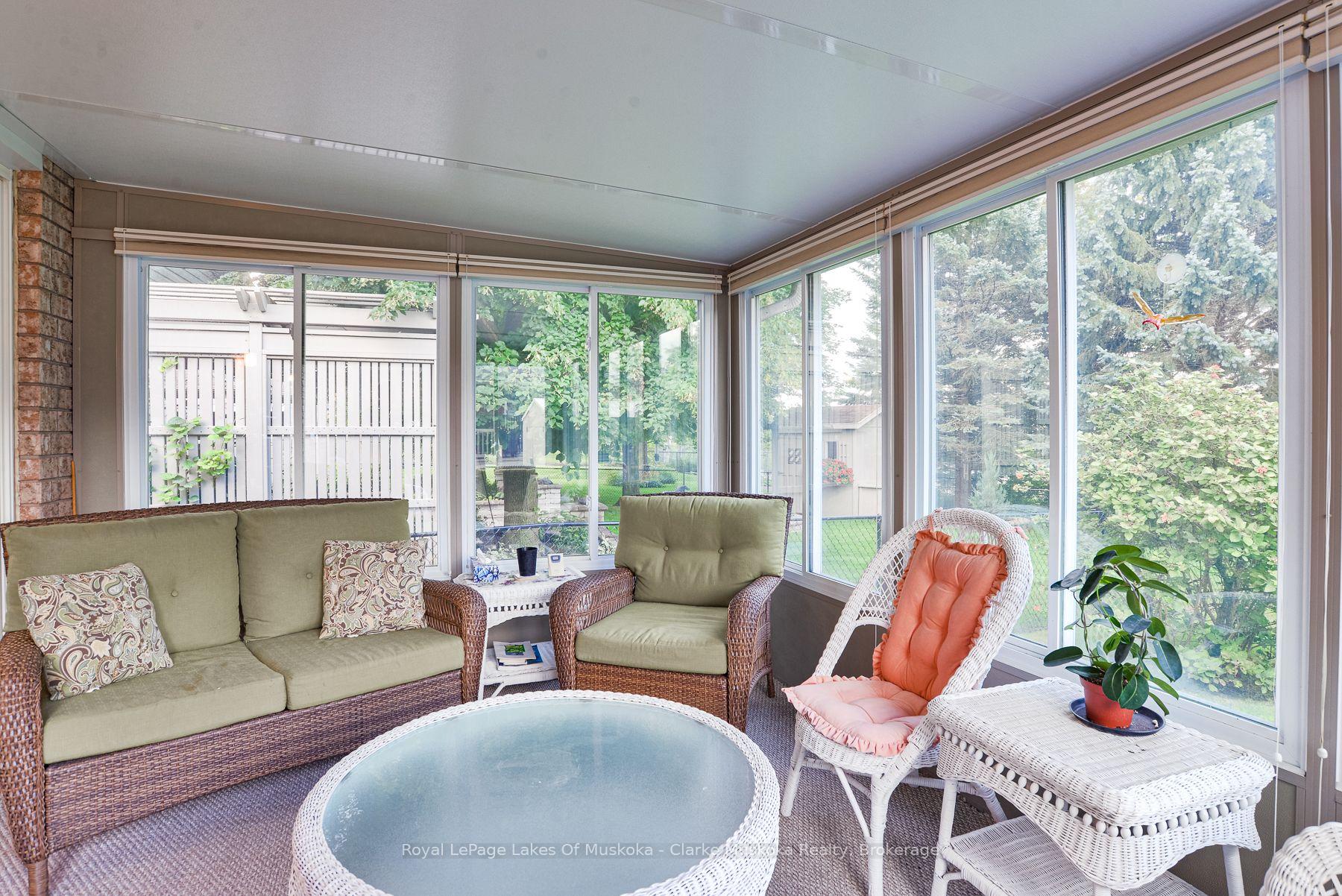 Photo 18 of 14 Palmer Drive, Barrie, East Bayfield — HOMEH