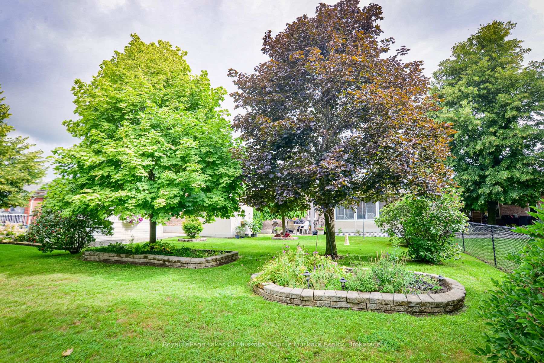 Photo 35 of 14 Palmer Drive, Barrie, East Bayfield — HOMEH