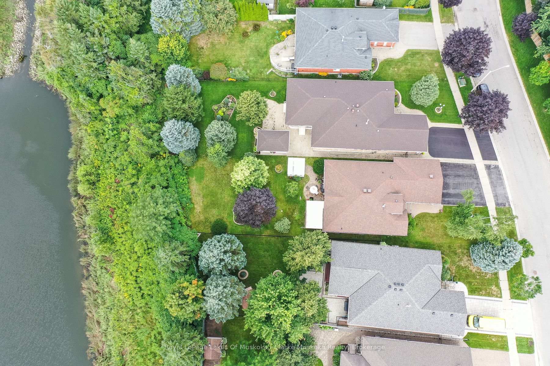 Photo 45 of 14 Palmer Drive, Barrie, East Bayfield — HOMEH