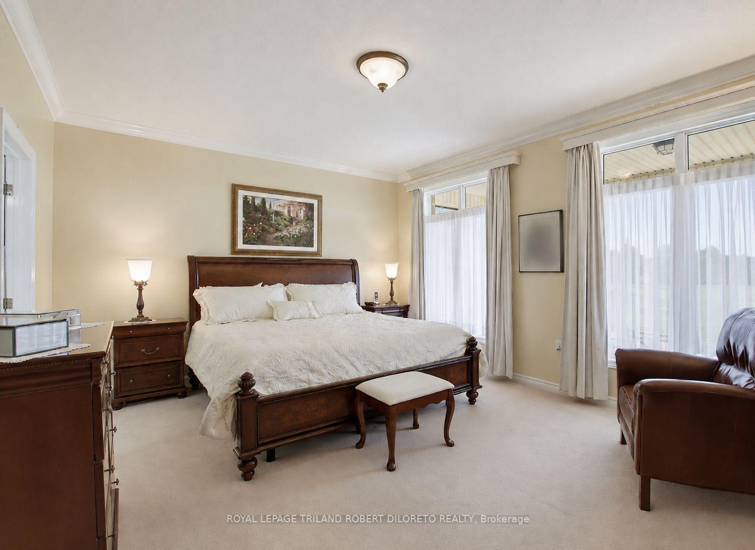 Photo 10 of 2289 Jack Nash Drive, London, South A — HOMEH