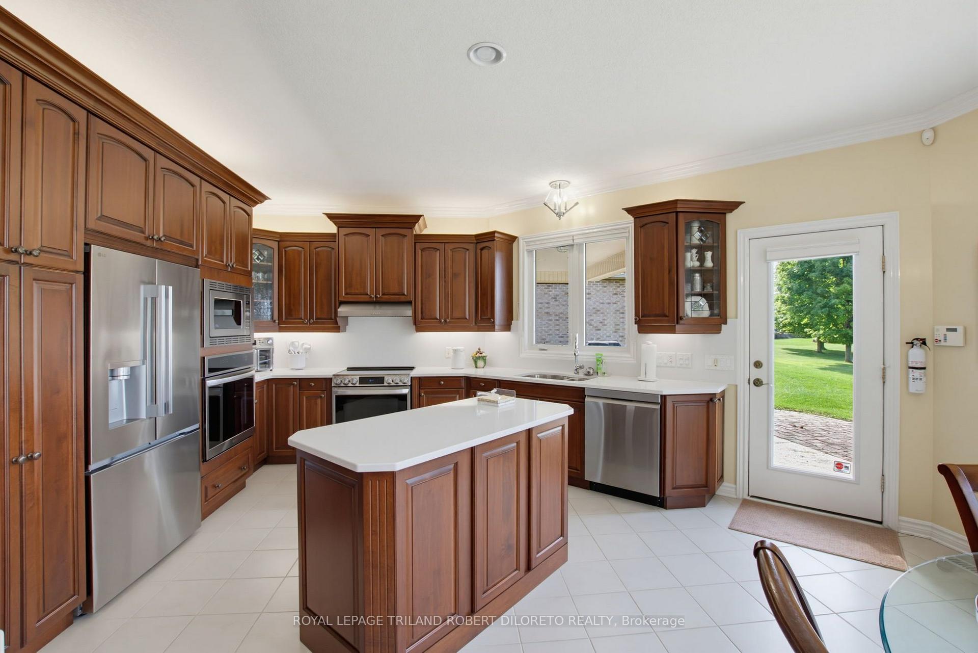 Photo 24 of 2289 Jack Nash Drive, London, South A — HOMEH