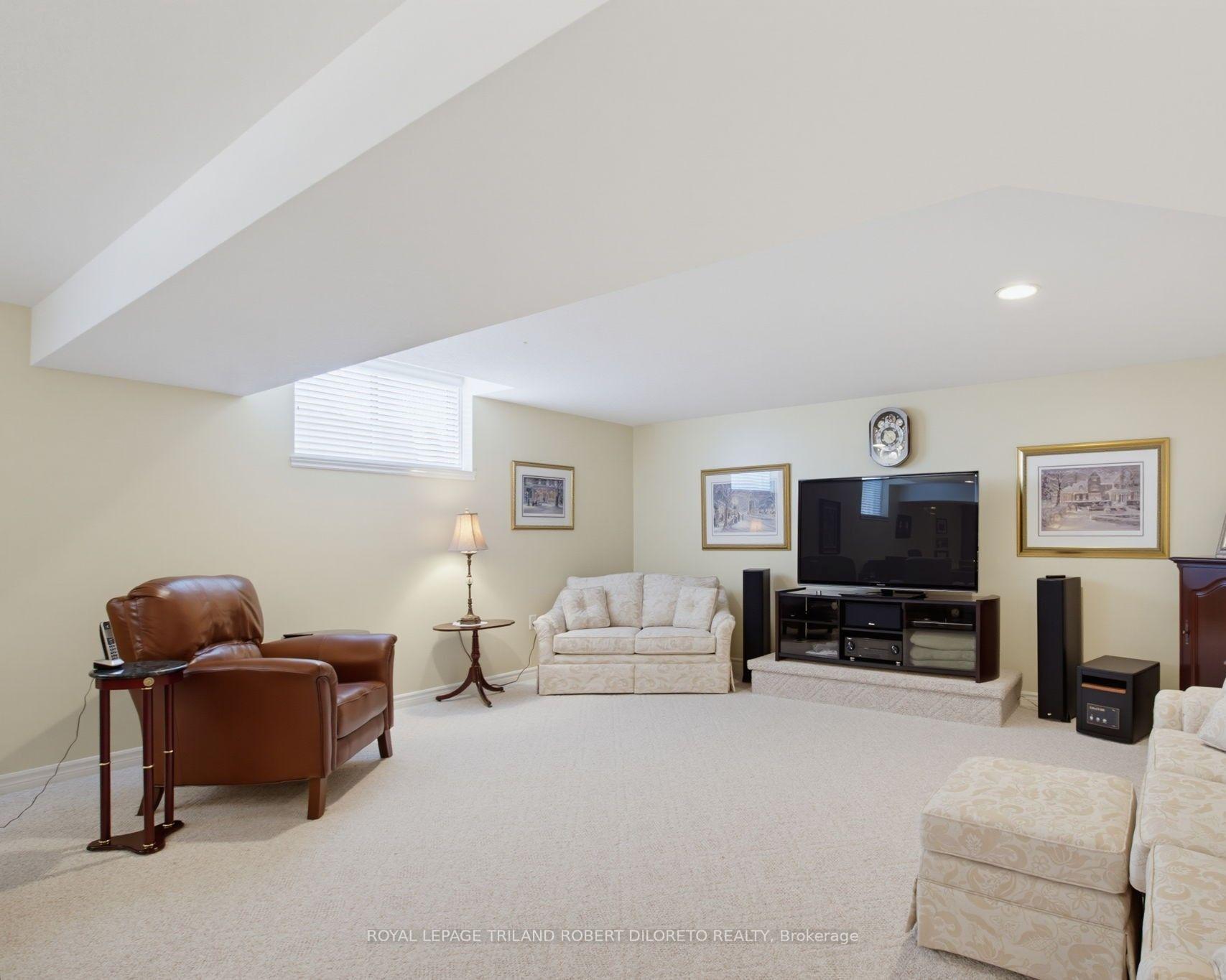 Photo 38 of 2289 Jack Nash Drive, London, South A — HOMEH