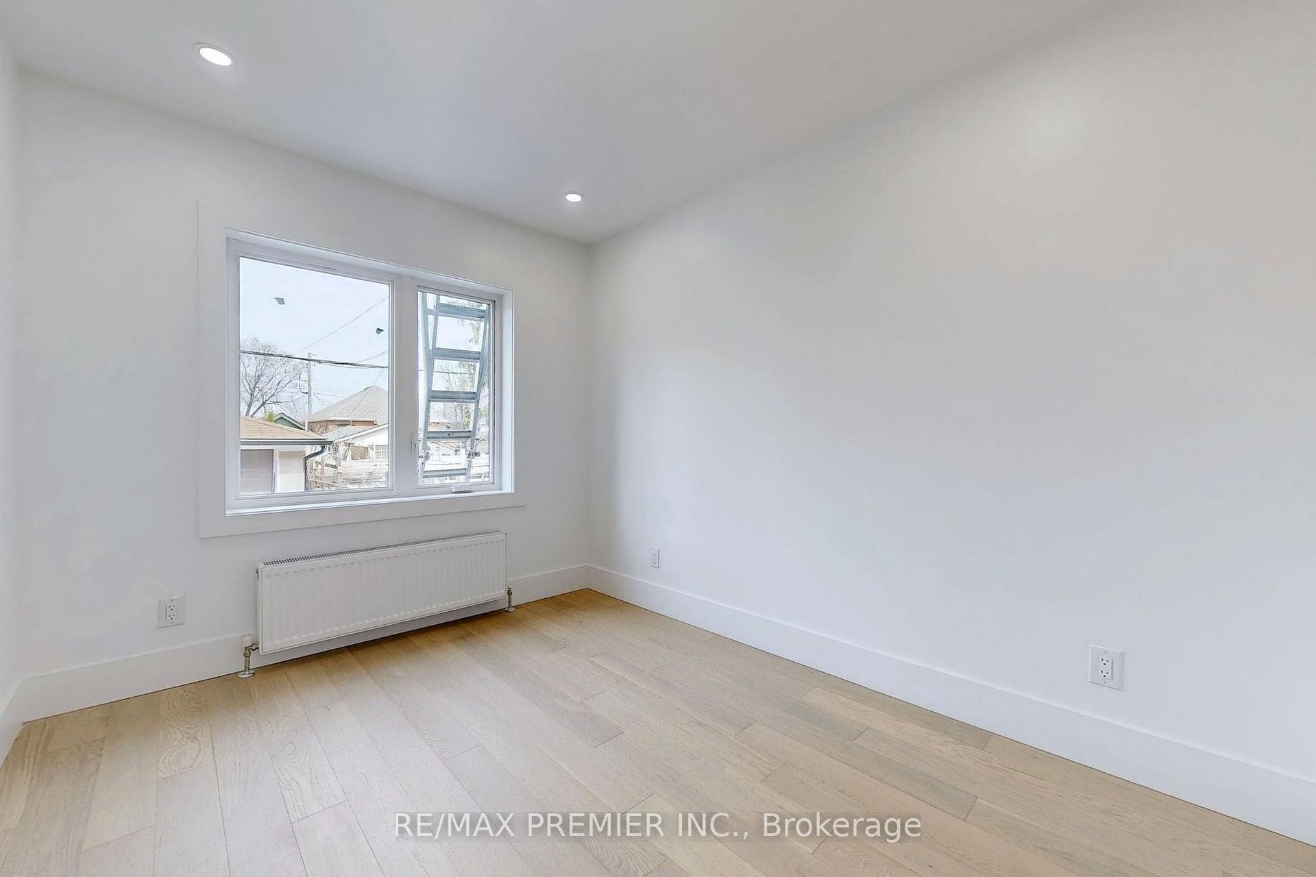 Photo 12 of Unit 1, 148 Lambton Avenue, Toronto, Rockcliffe-Smythe — HOMEH