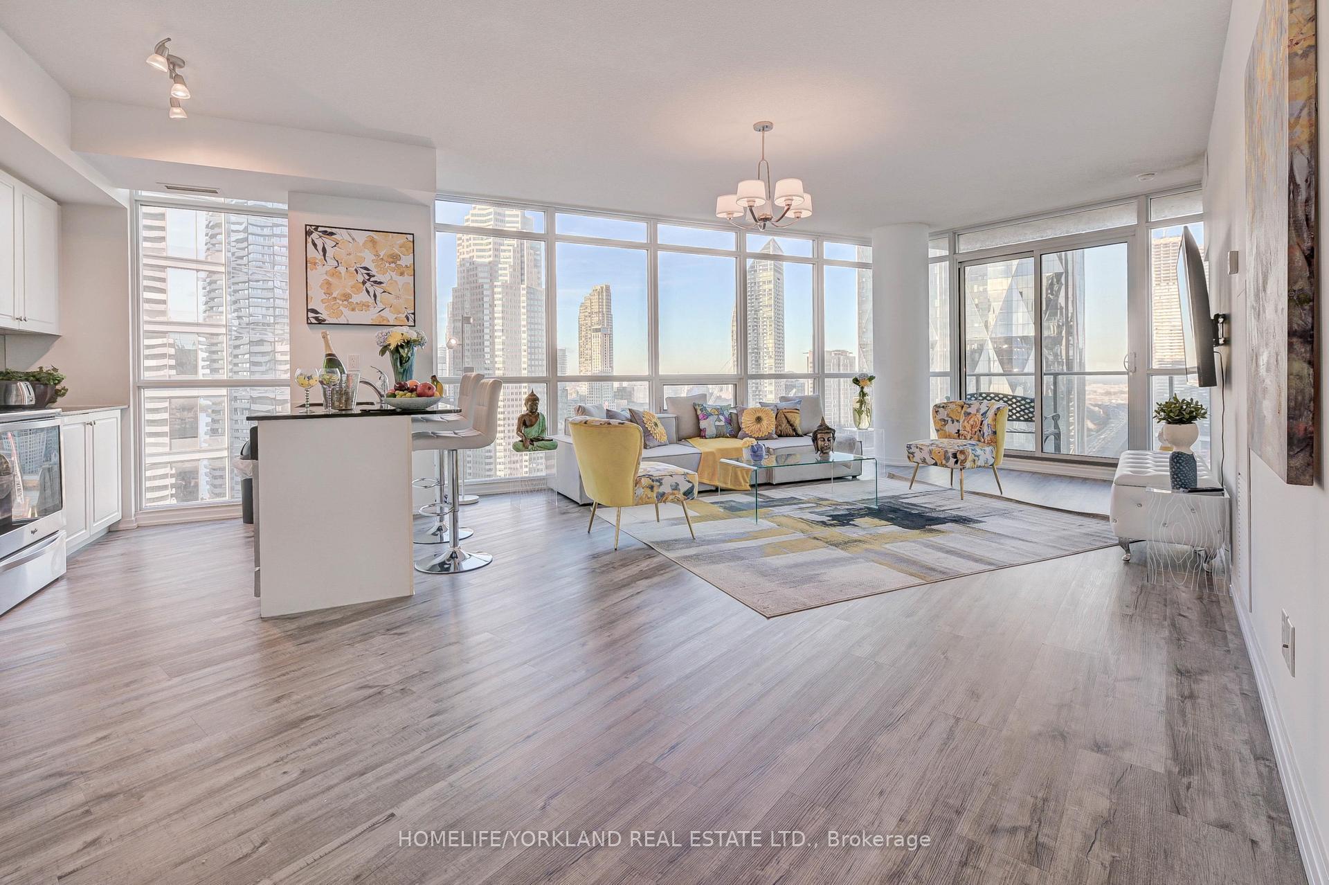 Photo 6 of Unit 3008, 65 Bremner Boulevard, Toronto, Waterfront Communities — HOMEH