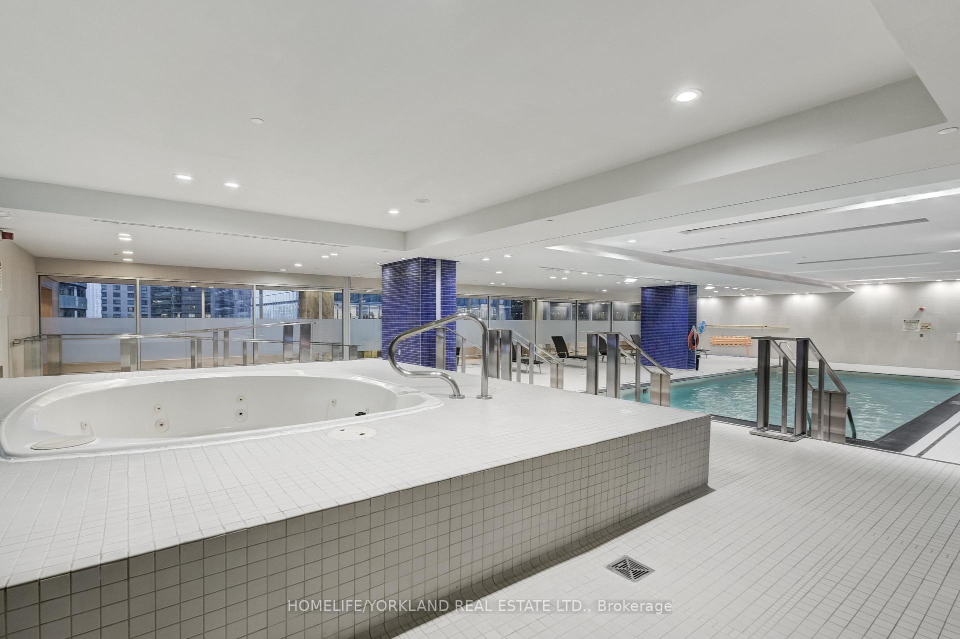Photo 17 of Unit 3008, 65 Bremner Boulevard, Toronto, Waterfront Communities — HOMEH
