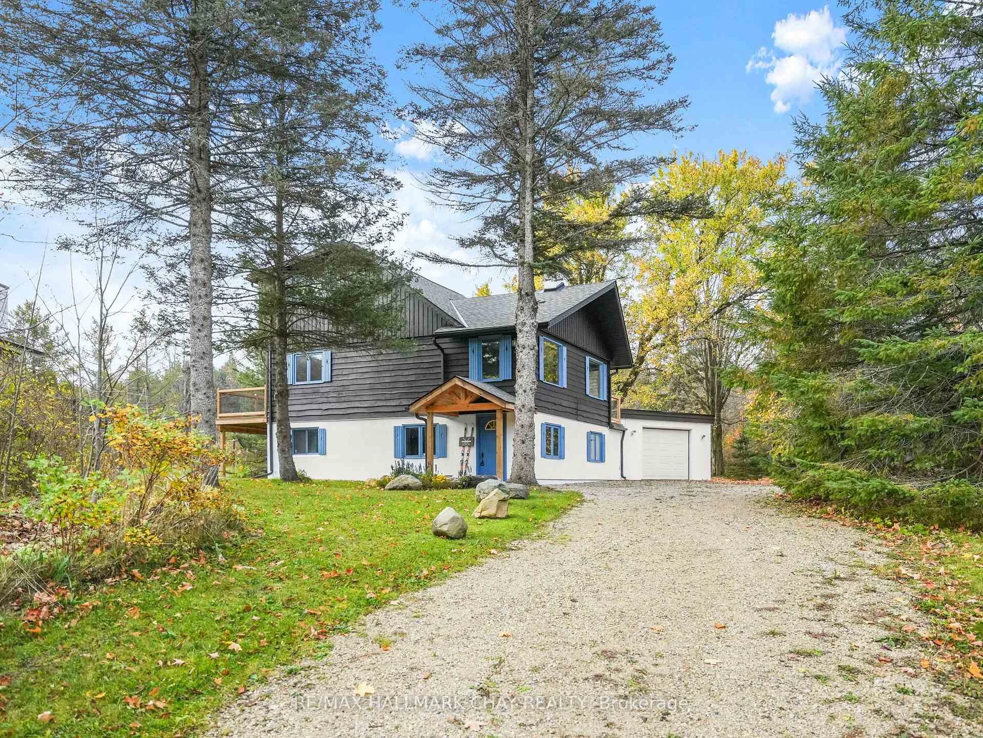 Photo of 61 Pine River Crescent