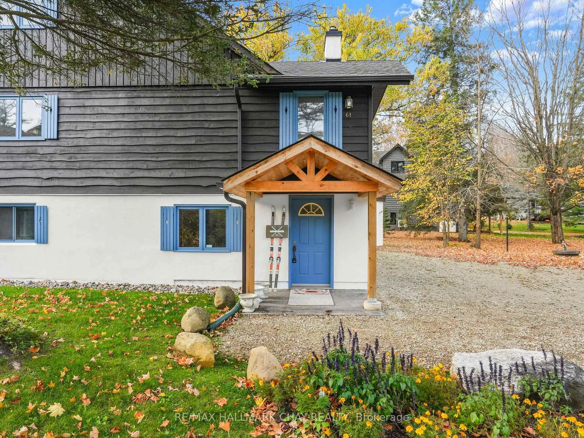 Photo 5 of 61 Pine River Crescent, Mulmur, Rural Mulmur — HOMEH