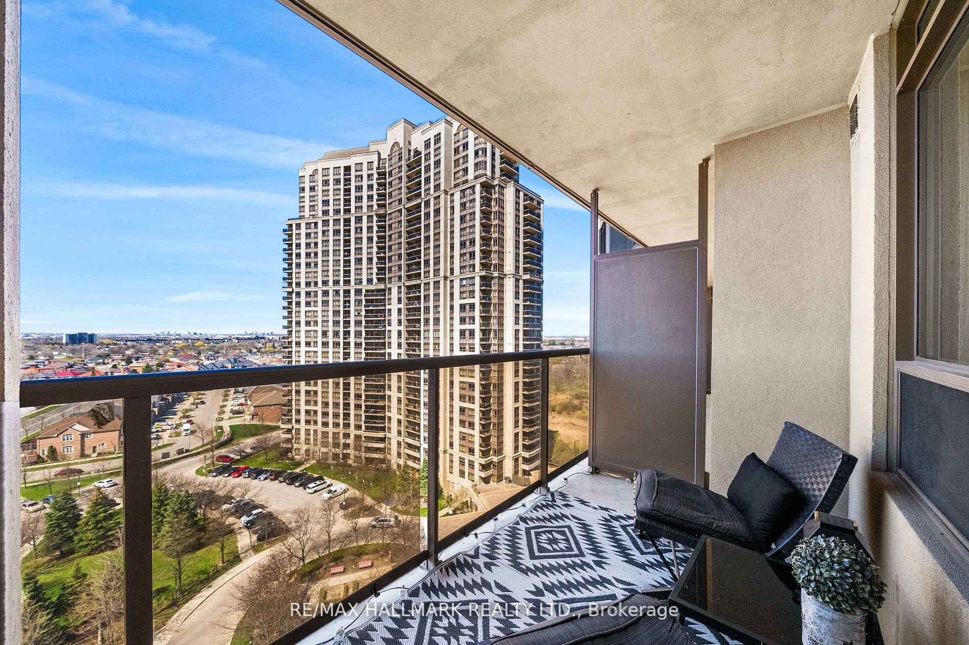 Photo 17 of Unit 1421, 700 Humberwood Boulevard, Etobicoke, West Humber-Clairville — HOMEH