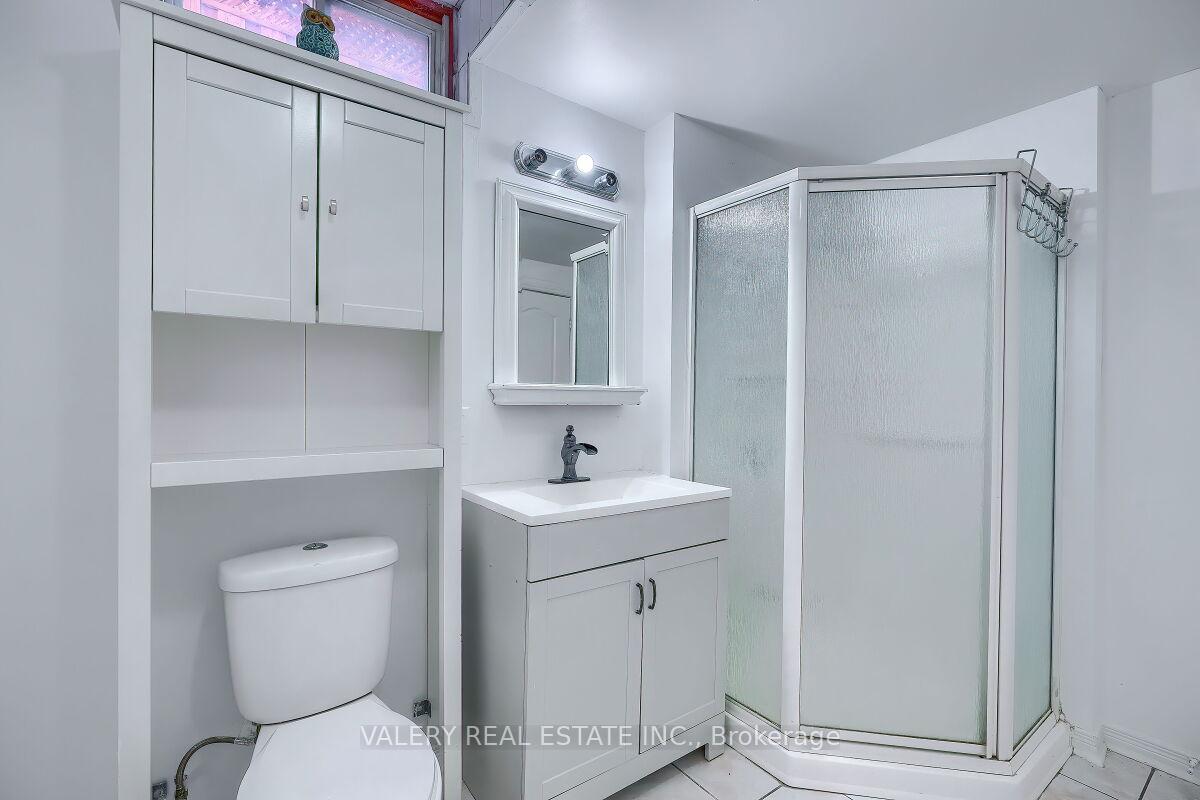 Photo 24 of 6891 Hickling Crescent E, Mississauga, Lisgar — HOMEH