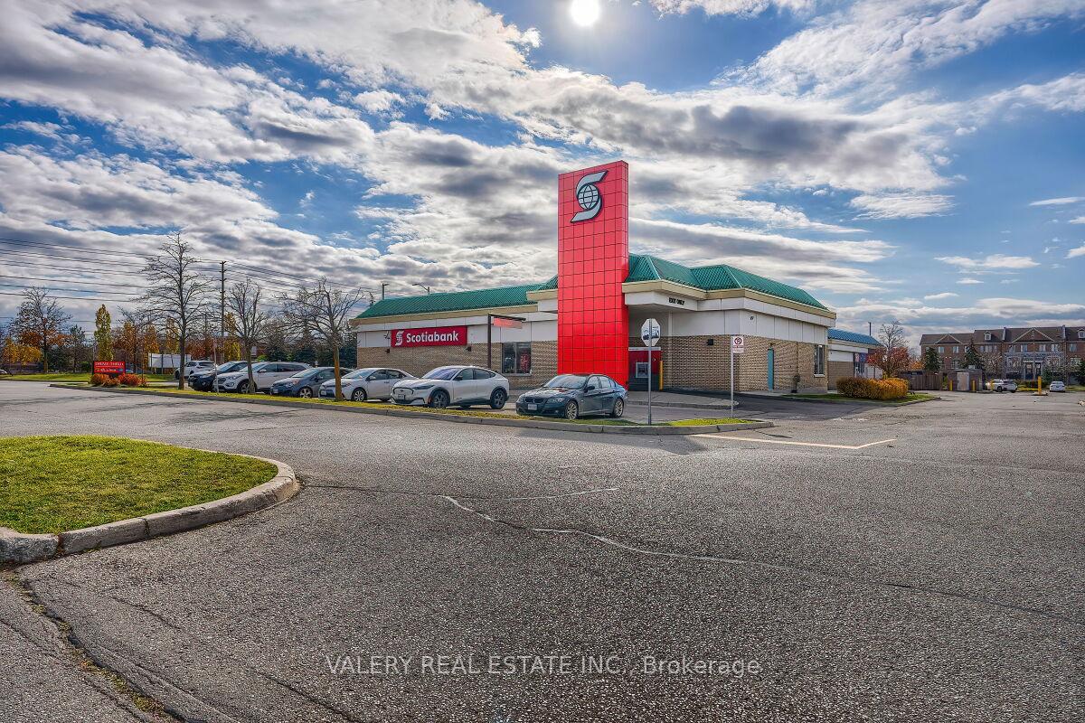 Photo 26 of 6891 Hickling Crescent E, Mississauga, Lisgar — HOMEH