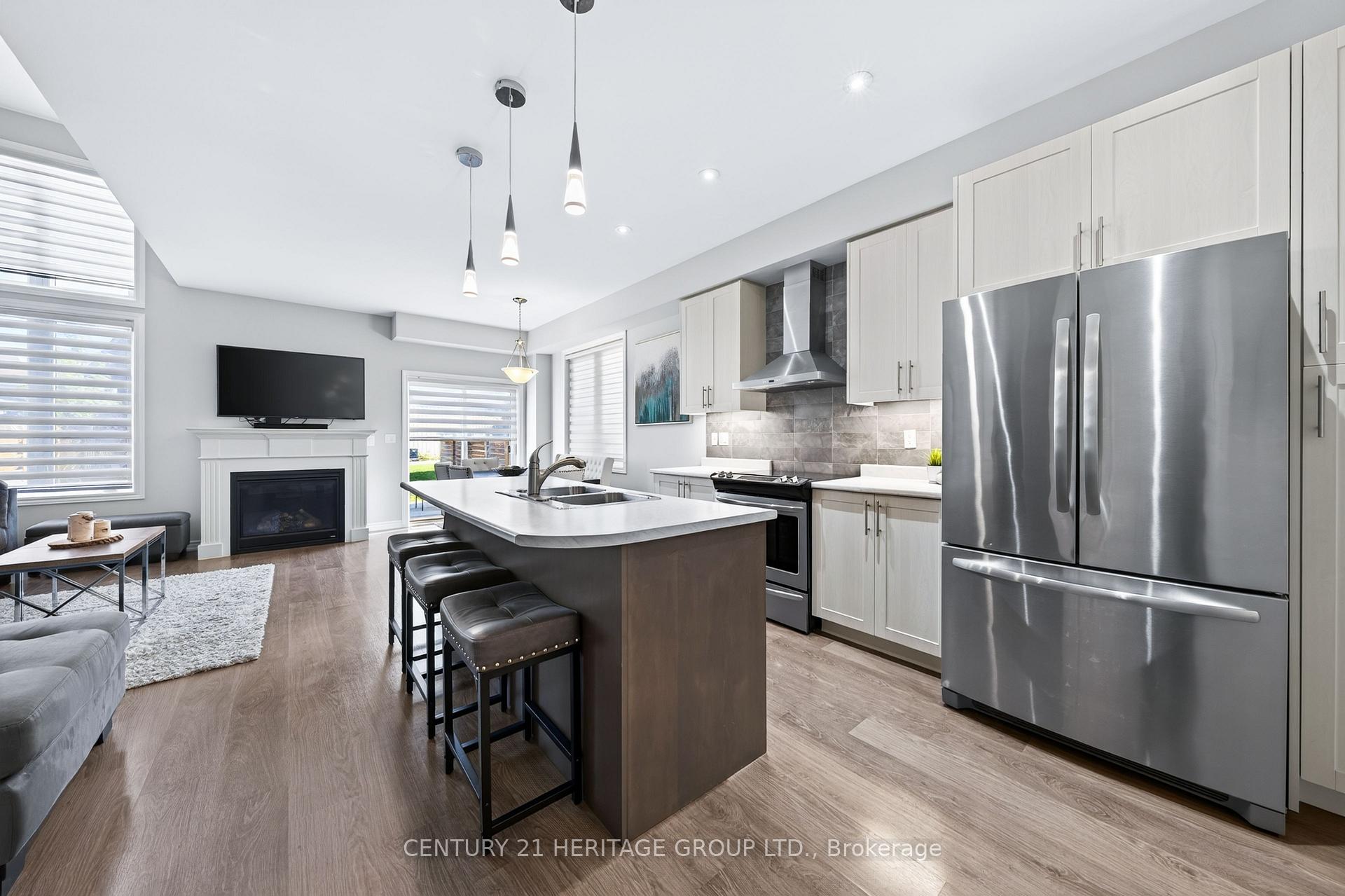 Photo 6 of 38 Lett Avenue, Collingwood — HOMEH