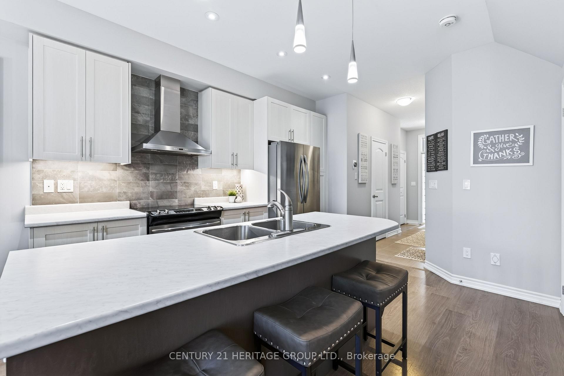 Photo 8 of 38 Lett Avenue, Collingwood — HOMEH