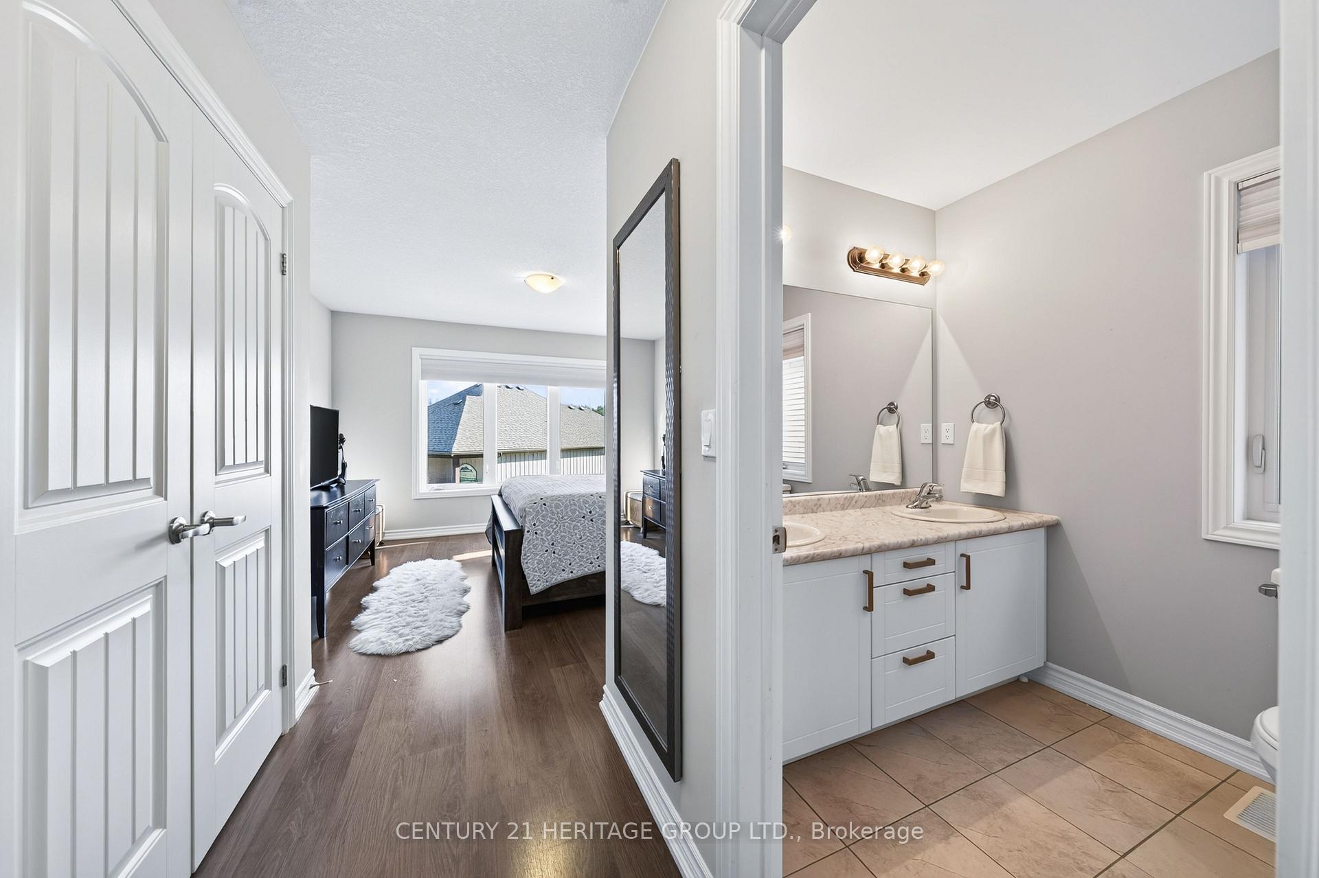 Photo 20 of 38 Lett Avenue, Collingwood — HOMEH