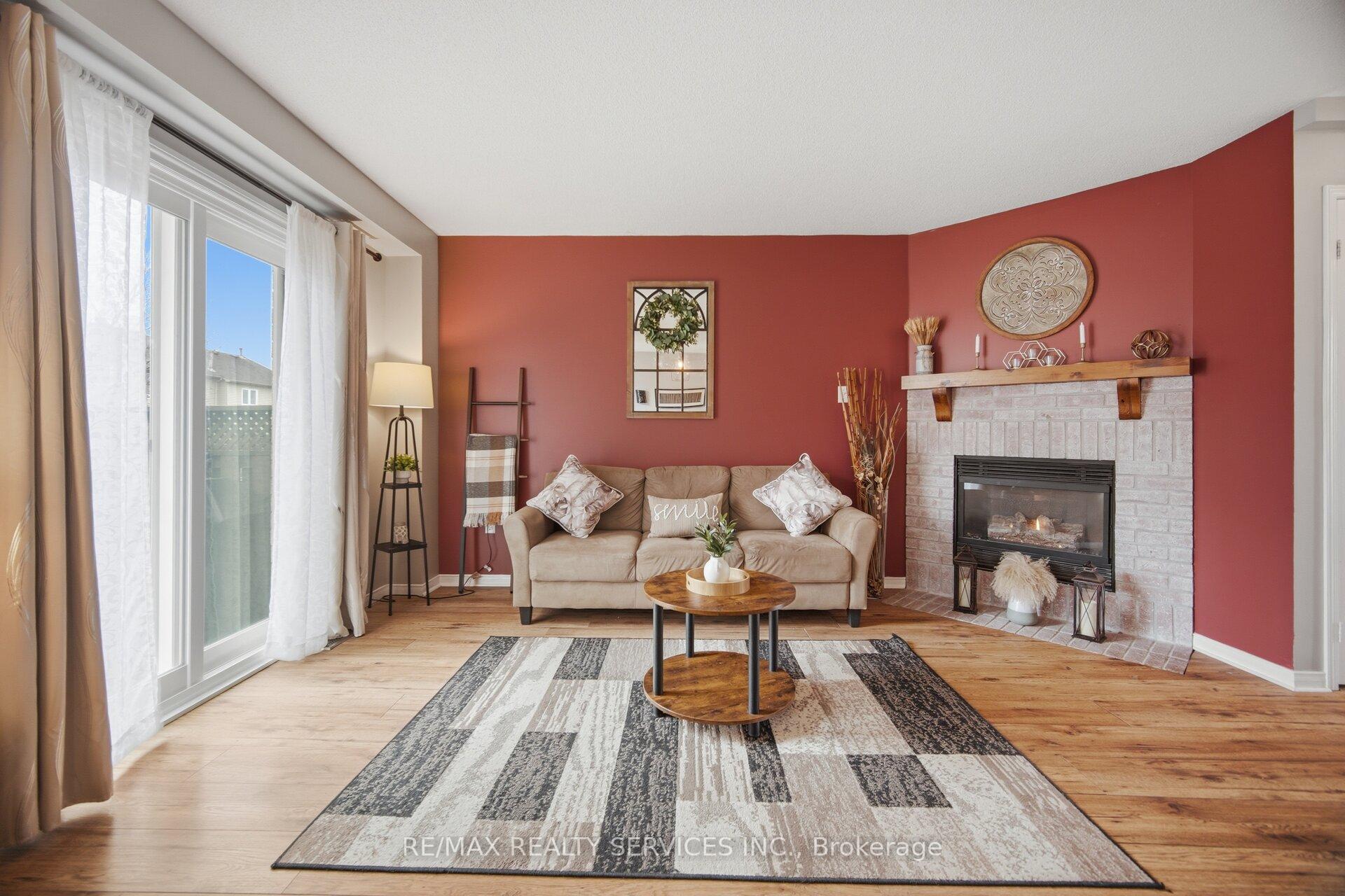 Photo 8 of 59 Fry Crescent, Clarington, Bowmanville — HOMEH