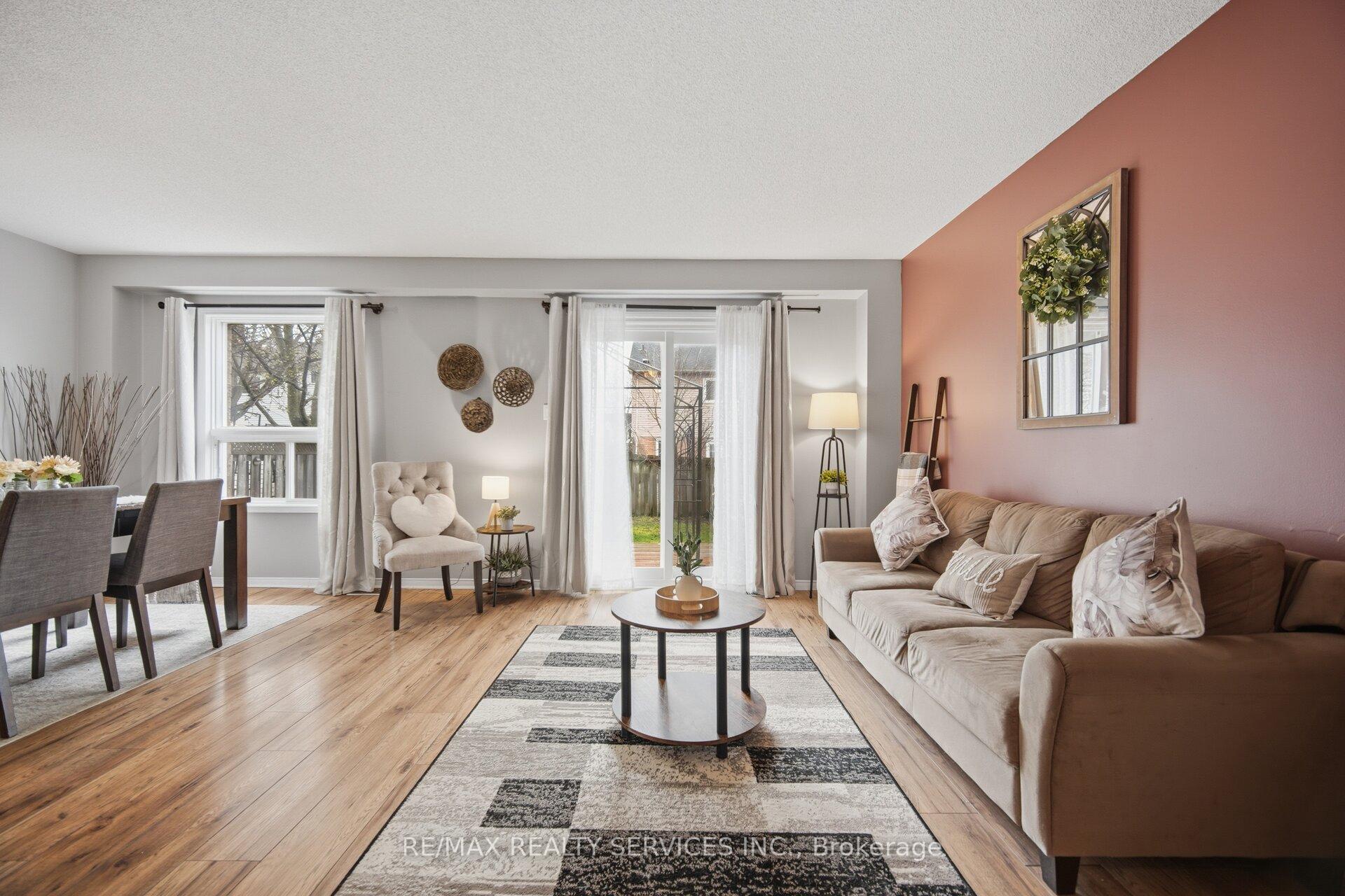 Photo 9 of 59 Fry Crescent, Clarington, Bowmanville — HOMEH