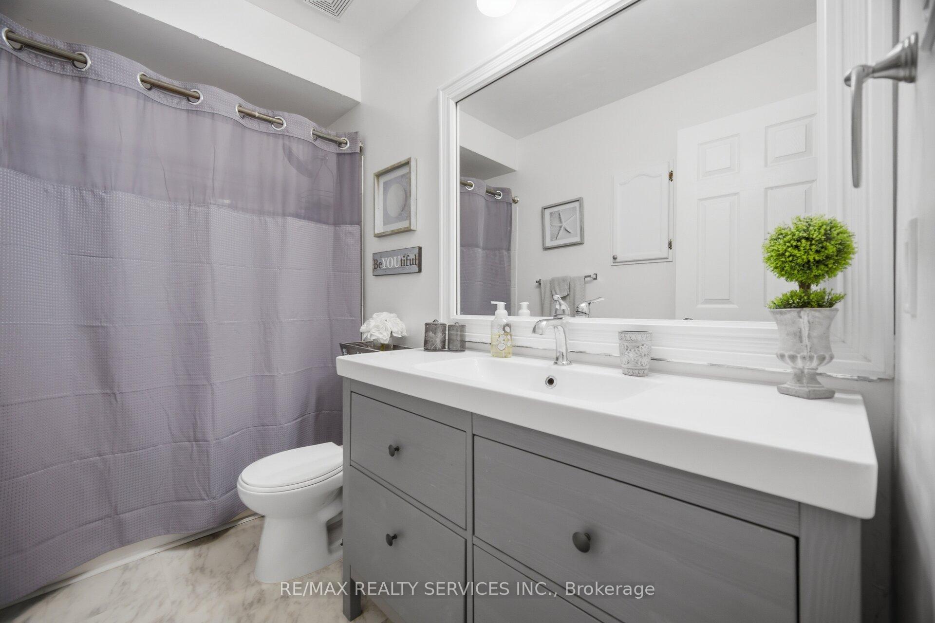 Photo 13 of 59 Fry Crescent, Clarington, Bowmanville — HOMEH