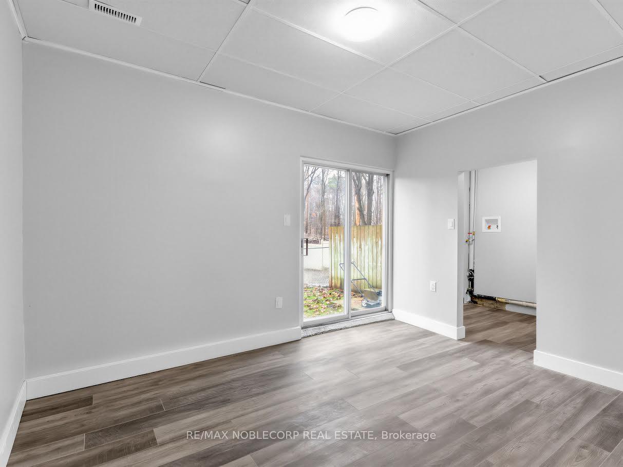 Photo 6 of Unit Lower, 59 Scott Crescent, Barrie, Letitia Heights — HOMEH