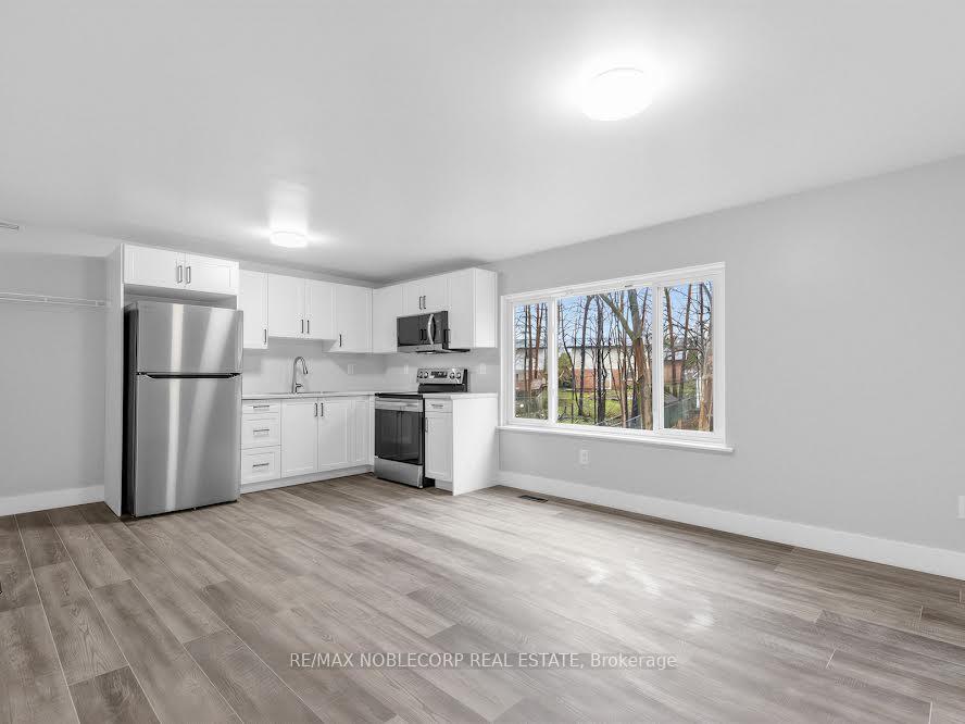 Photo 12 of Unit Lower, 59 Scott Crescent, Barrie, Letitia Heights — HOMEH