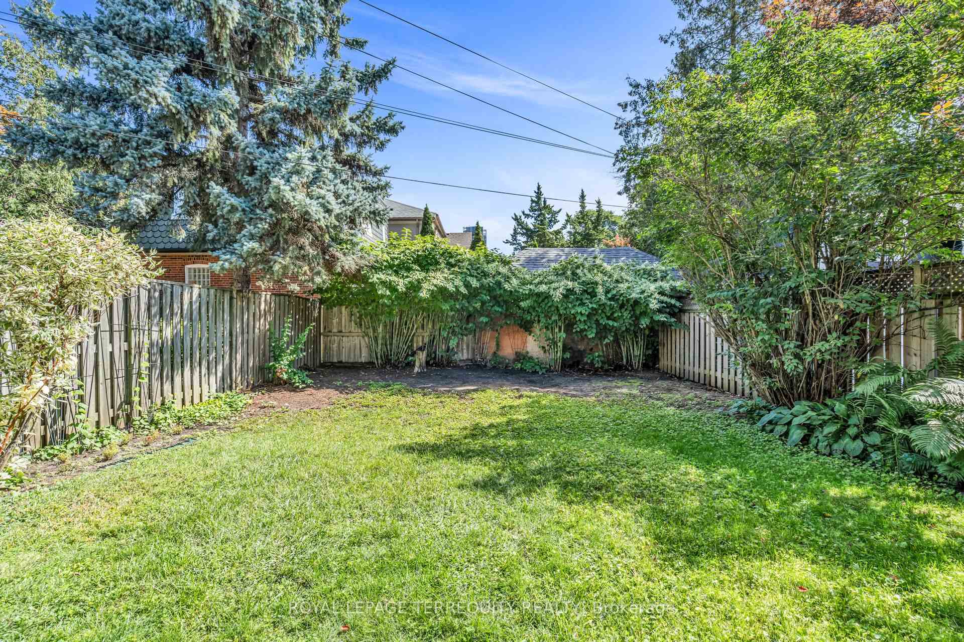 Photo 3 of 391 Sutherland Drive, Toronto, Leaside — HOMEH