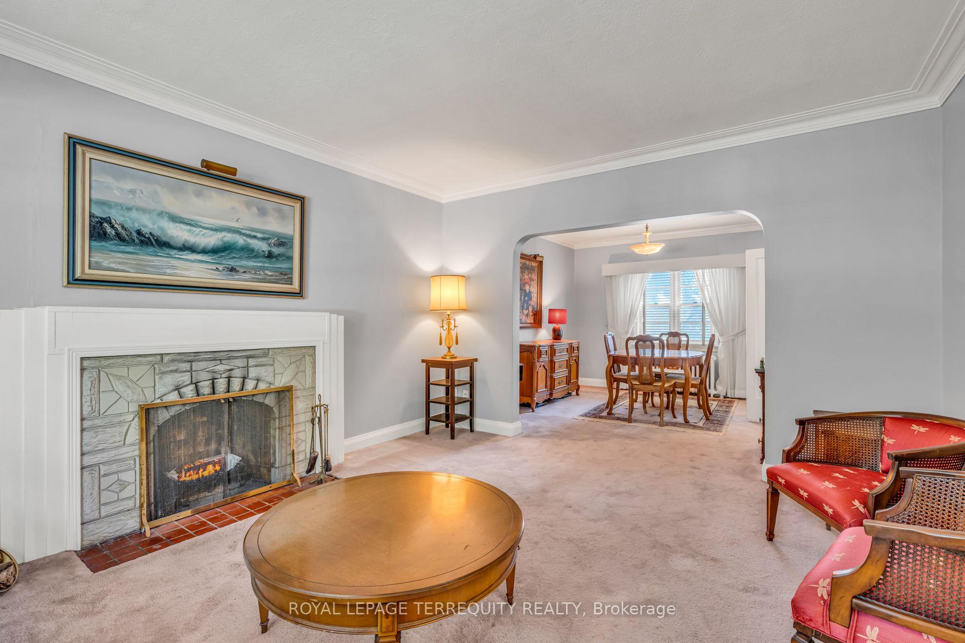 Photo 10 of 391 Sutherland Drive, Toronto, Leaside — HOMEH