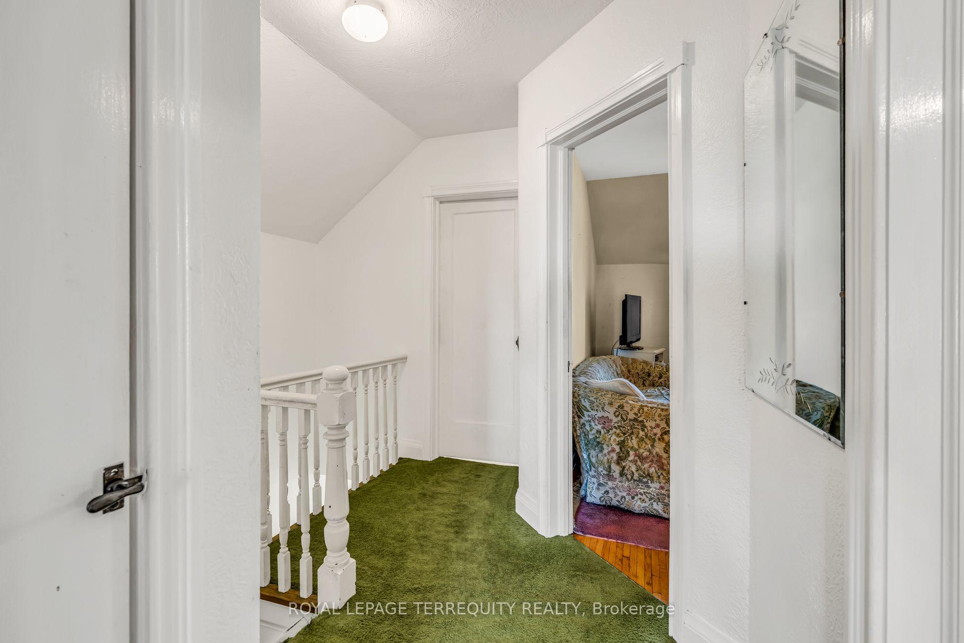 Photo 16 of 391 Sutherland Drive, Toronto, Leaside — HOMEH