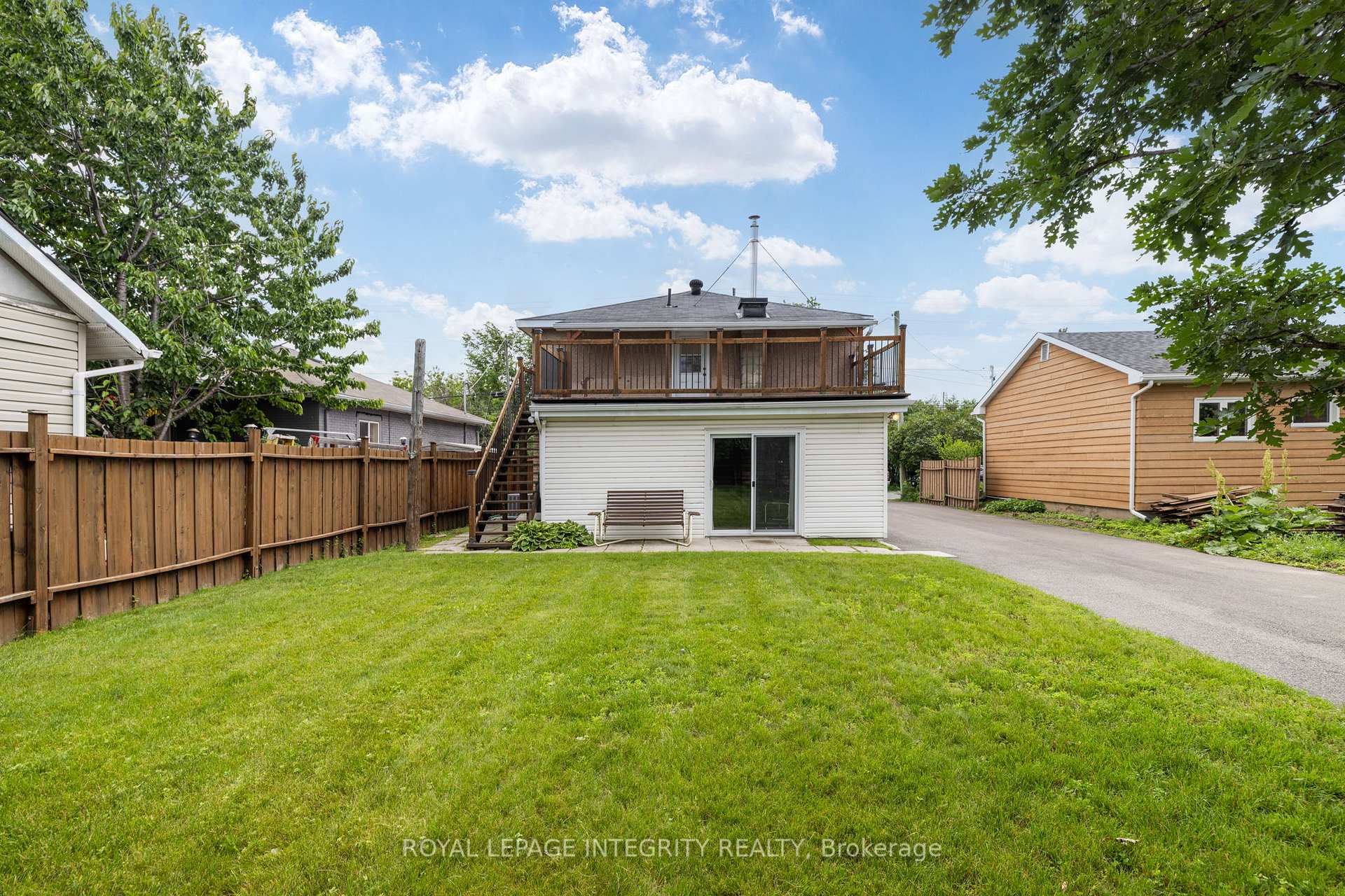 Photo 6 of 1081 Kenaston Street, Ottawa, Cyrville Rd./Industrial Park — HOMEH