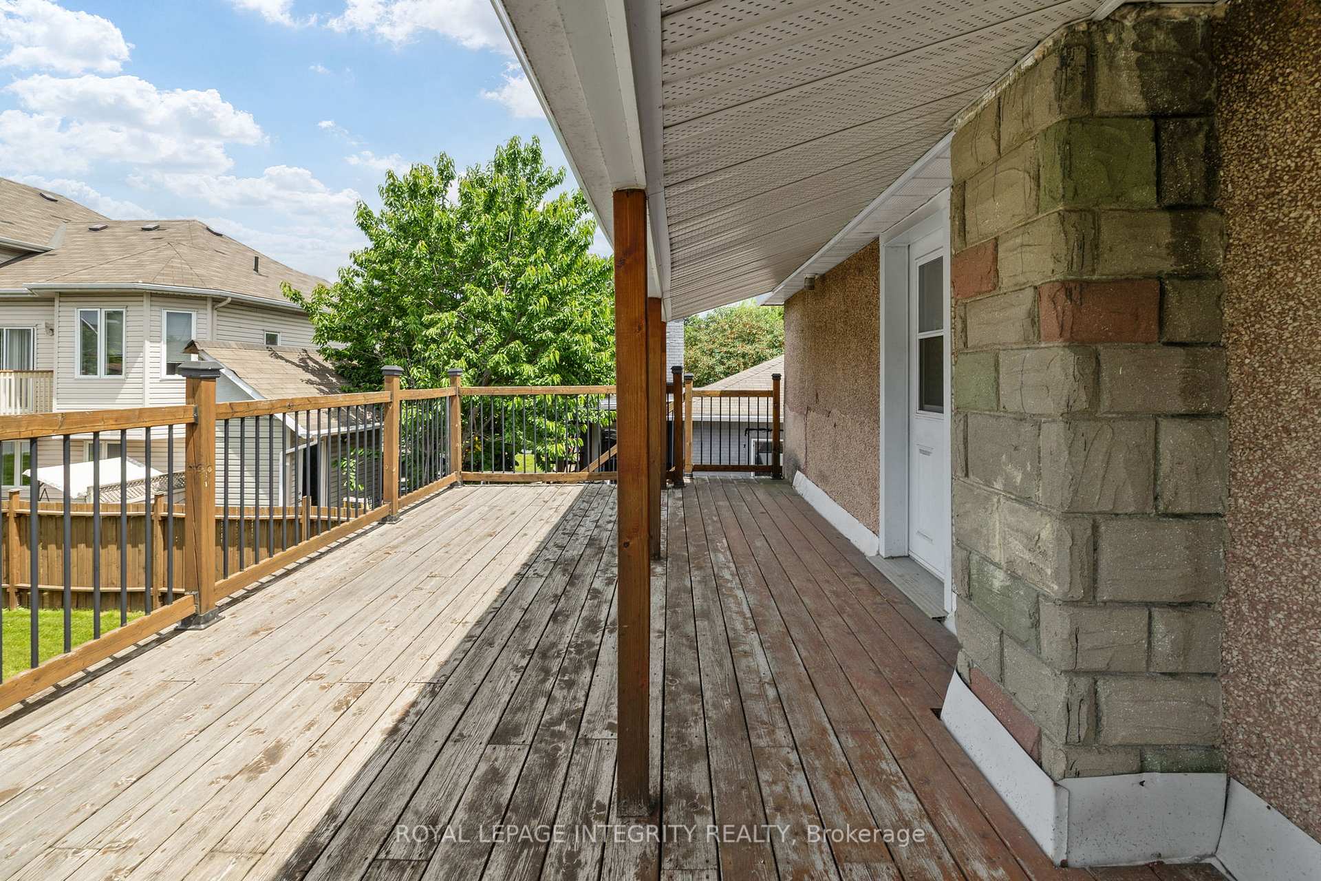 Photo 10 of 1081 Kenaston Street, Ottawa, Cyrville Rd./Industrial Park — HOMEH