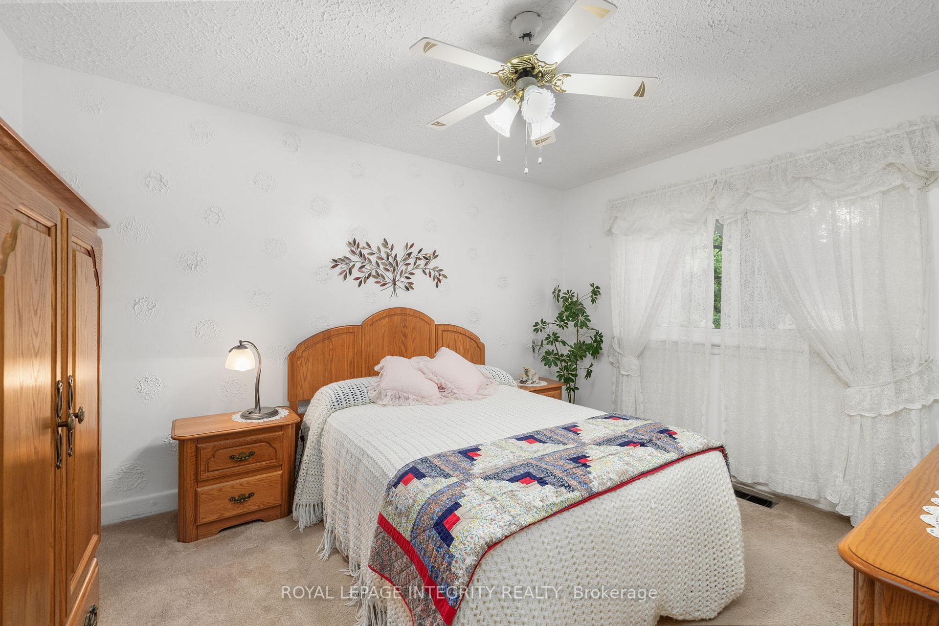 Photo 21 of 1081 Kenaston Street, Ottawa, Cyrville Rd./Industrial Park — HOMEH