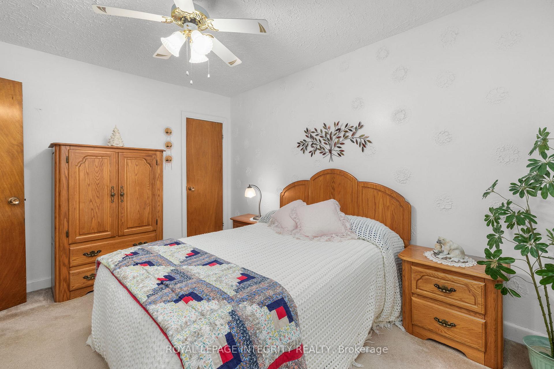 Photo 23 of 1081 Kenaston Street, Ottawa, Cyrville Rd./Industrial Park — HOMEH