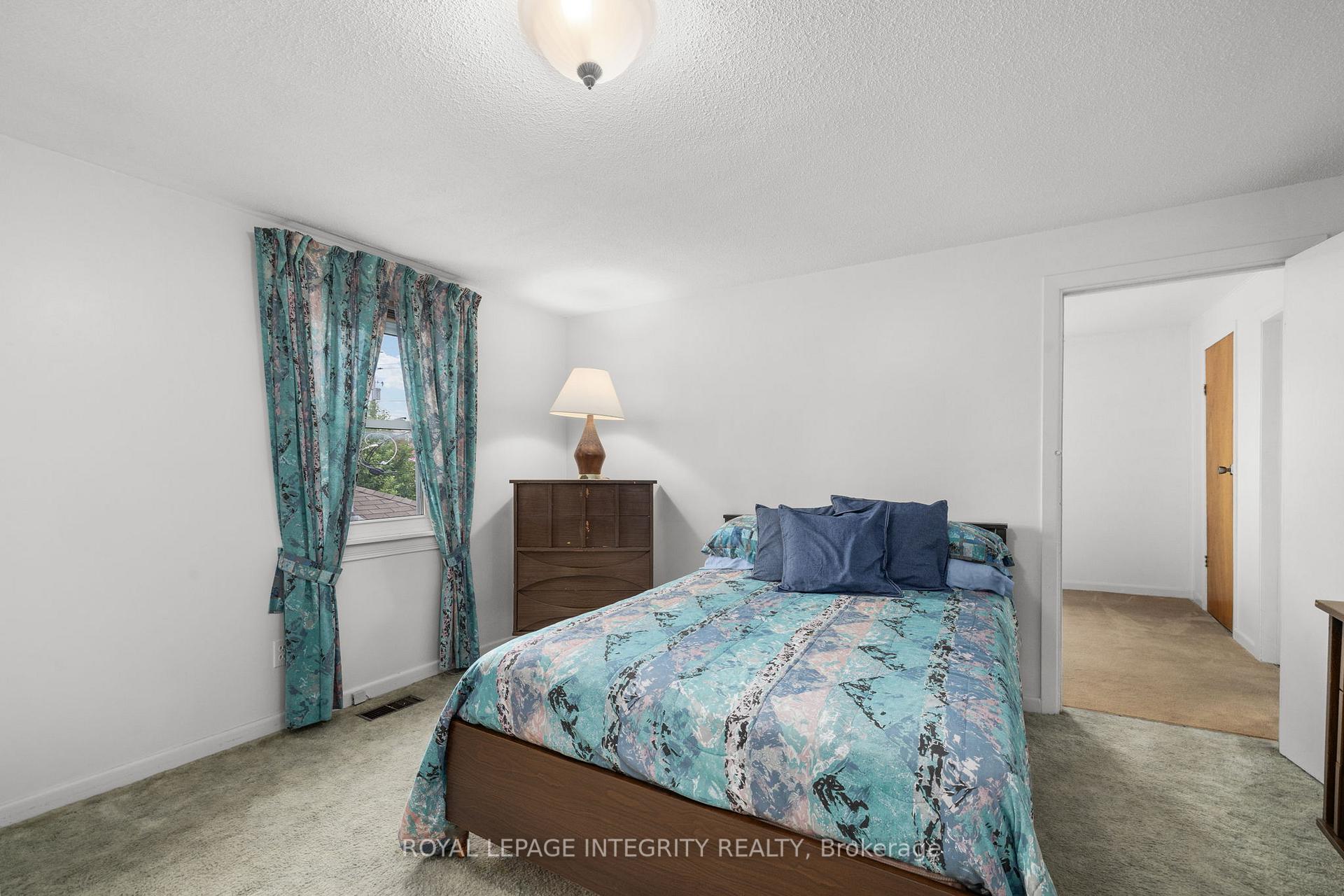 Photo 54 of 1081 Kenaston Street, Ottawa, Cyrville Rd./Industrial Park — HOMEH