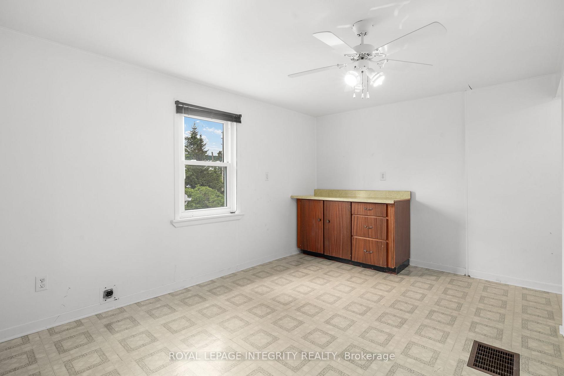 Photo 63 of 1081 Kenaston Street, Ottawa, Cyrville Rd./Industrial Park — HOMEH