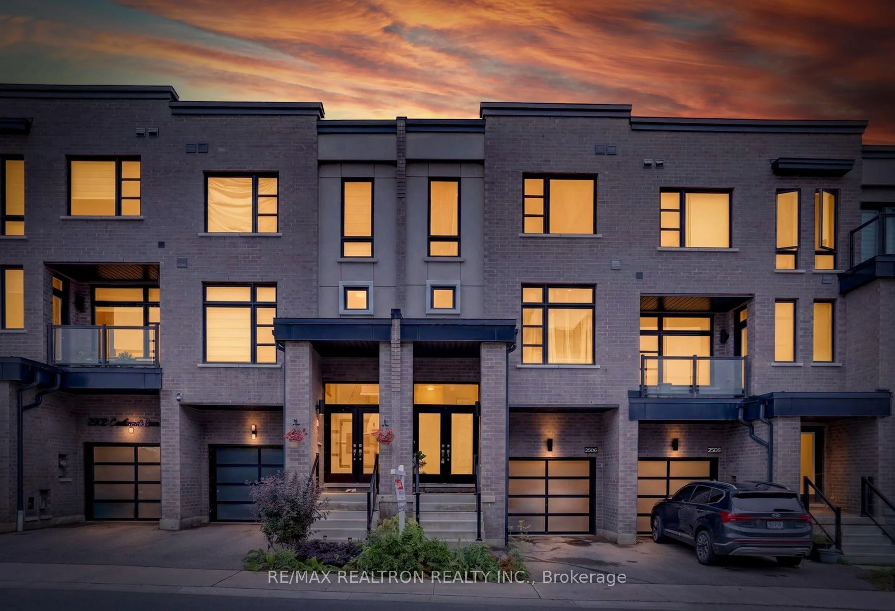 Photo 1 of 2506 Castlegate Crossing Drive, Pickering, Duffin Heights — HOMEH