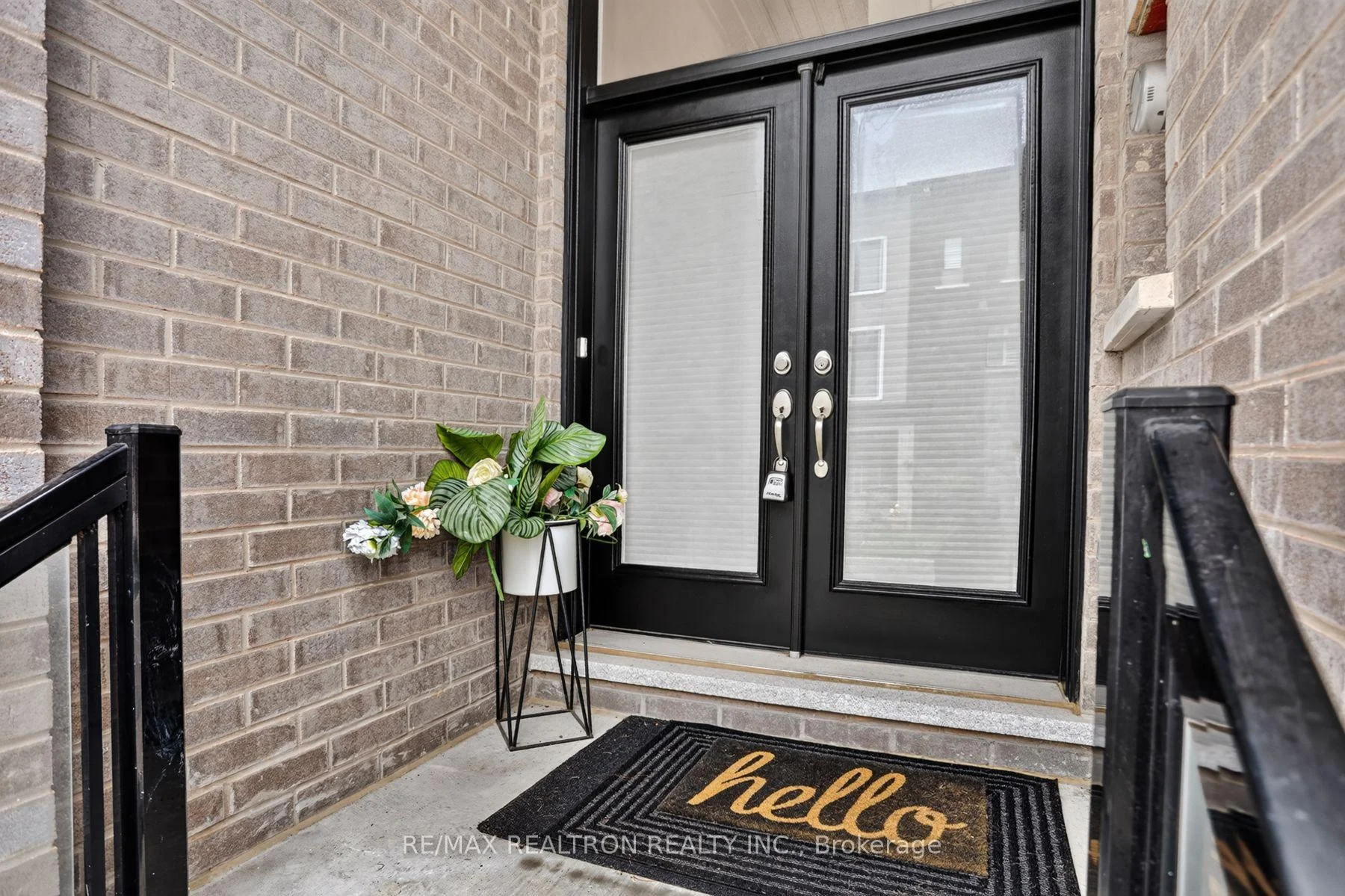 Photo 6 of 2506 Castlegate Crossing Drive, Pickering, Duffin Heights — HOMEH