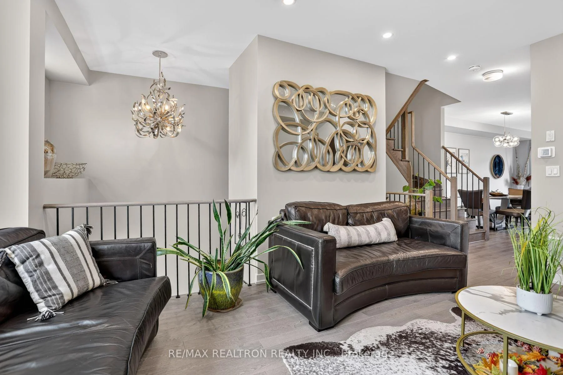 Photo 12 of 2506 Castlegate Crossing Drive, Pickering, Duffin Heights — HOMEH