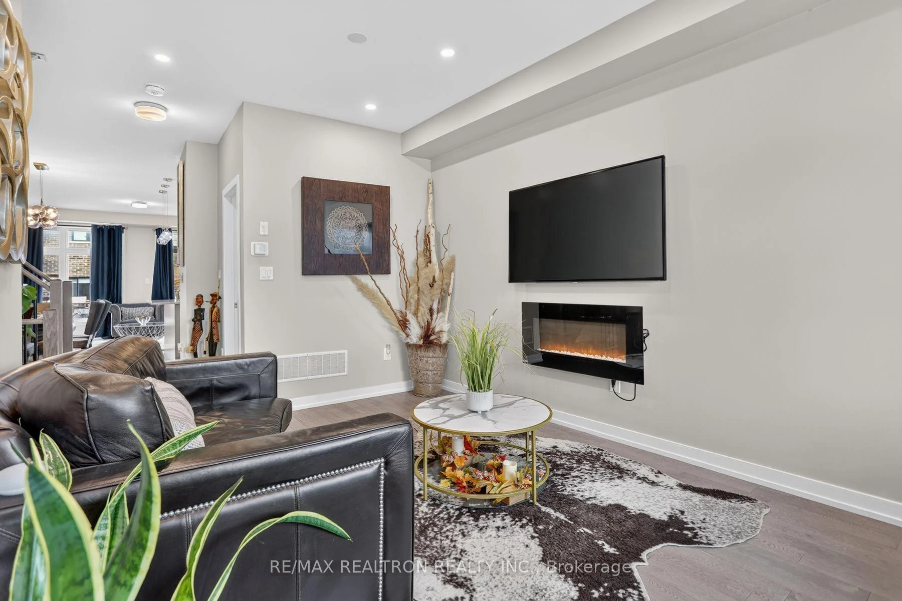 Photo 13 of 2506 Castlegate Crossing Drive, Pickering, Duffin Heights — HOMEH