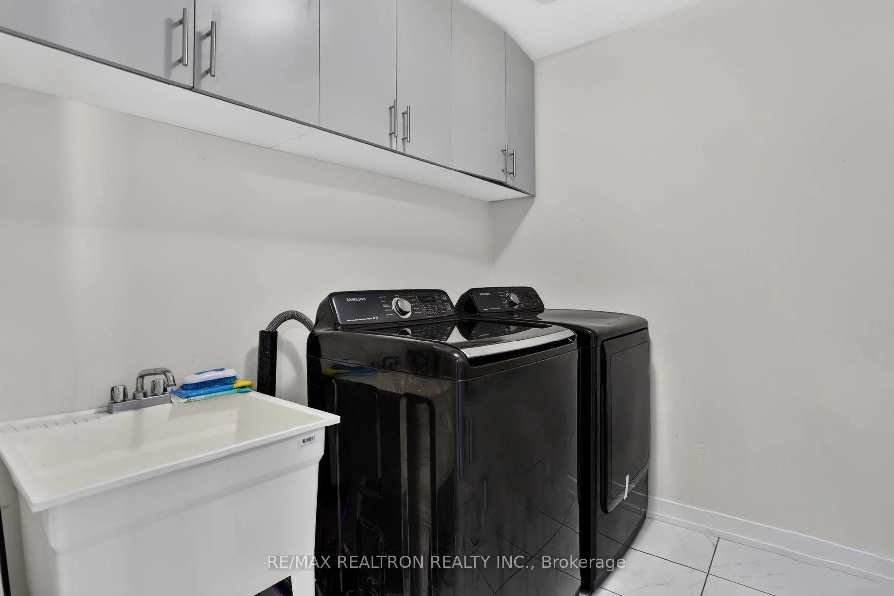 Photo 37 of 2506 Castlegate Crossing Drive, Pickering, Duffin Heights — HOMEH