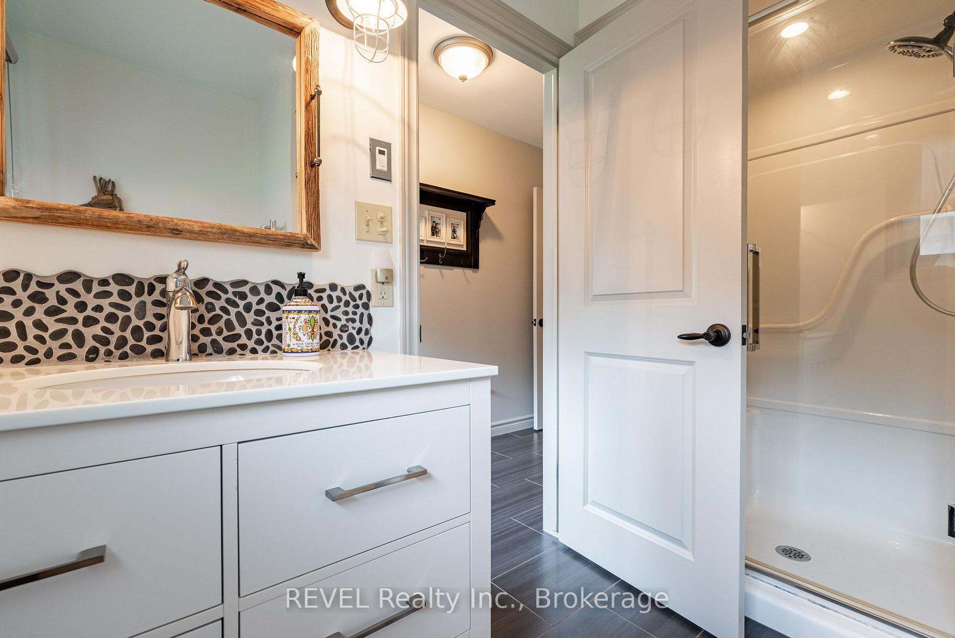 Photo 29 of 10417 Lakeshore Road, Wainfleet, Lakeshore — HOMEH