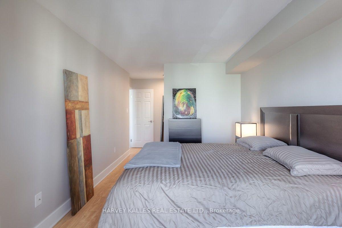 Photo 5 of Unit 710, 175 Cedar Avenue, Richmond Hill, Harding — HOMEH