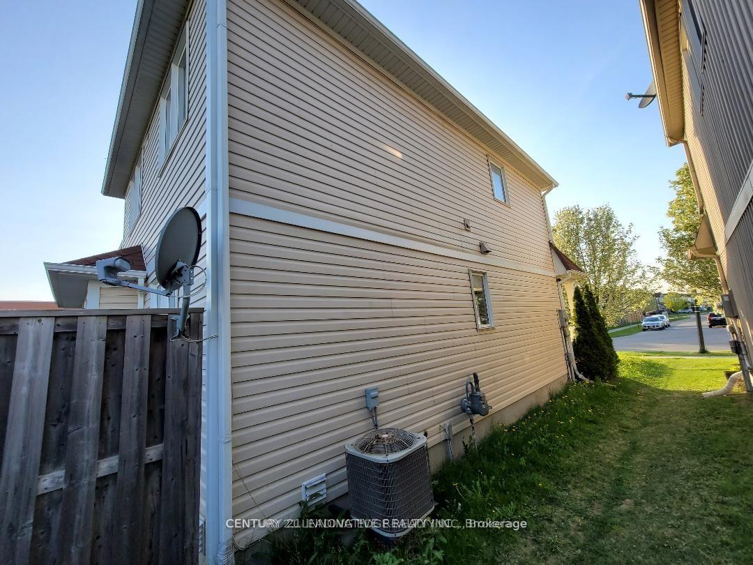 Photo 5 of 26 Duncan Avenue, Brantford, Empire — HOMEH