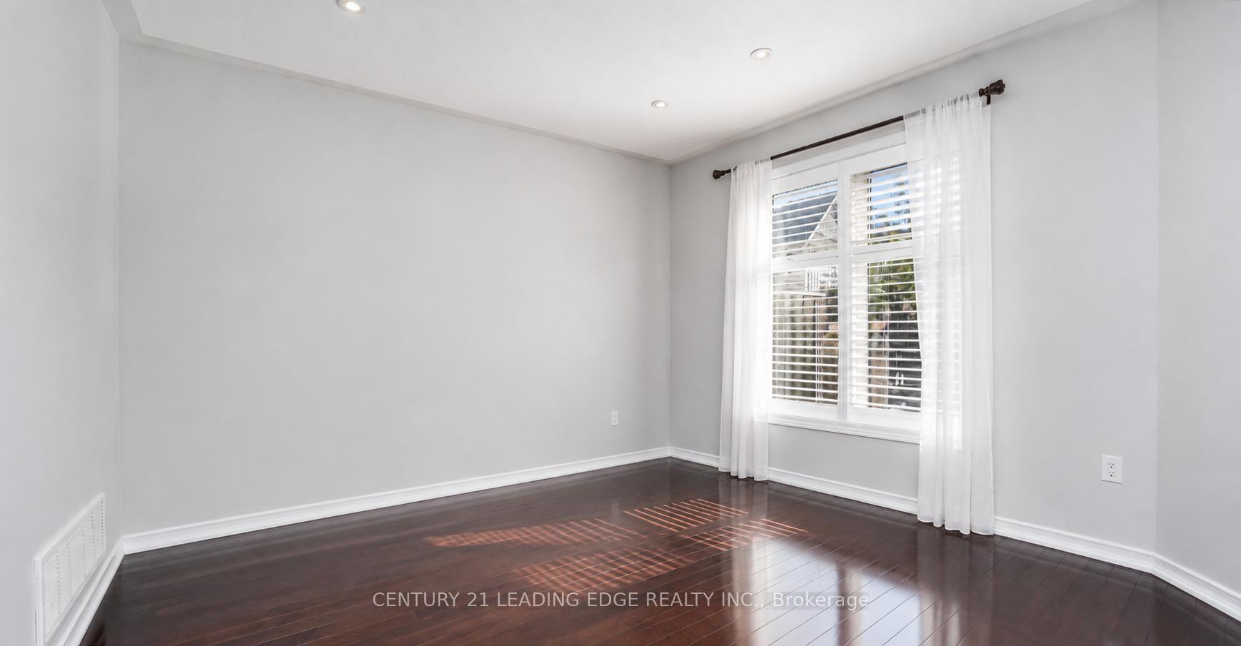 Photo 8 of 26 Duncan Avenue, Brantford, Empire — HOMEH