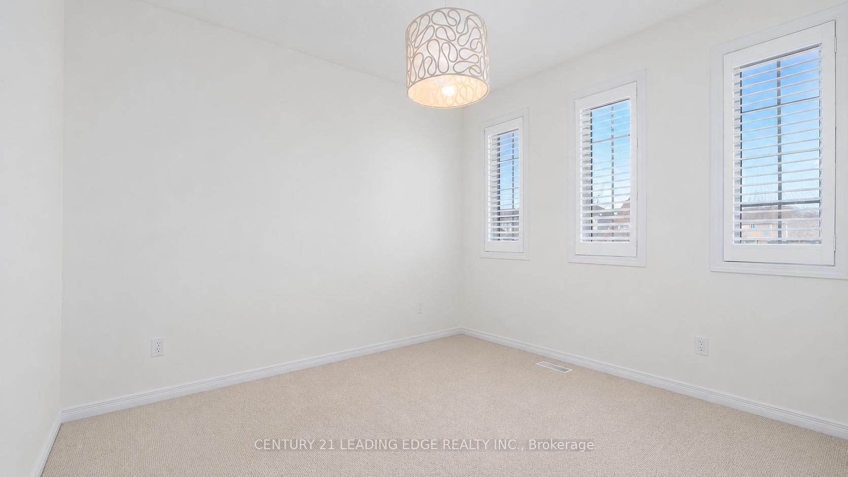 Photo 18 of 26 Duncan Avenue, Brantford, Empire — HOMEH