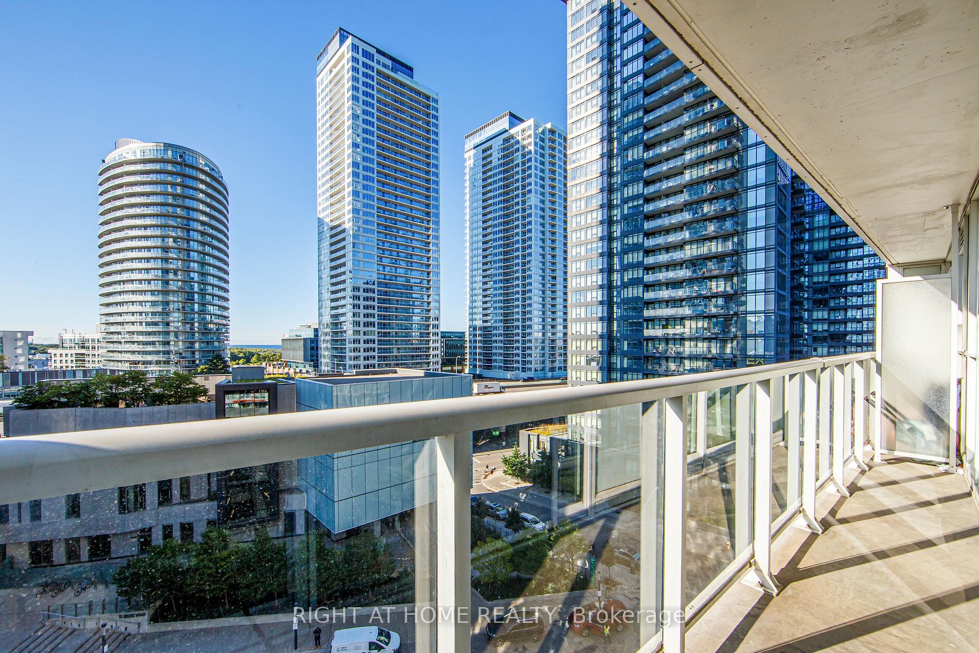 Photo 18 of Unit 902, 85 Queens Wharf Road, Toronto, Waterfront Communities — HOMEH